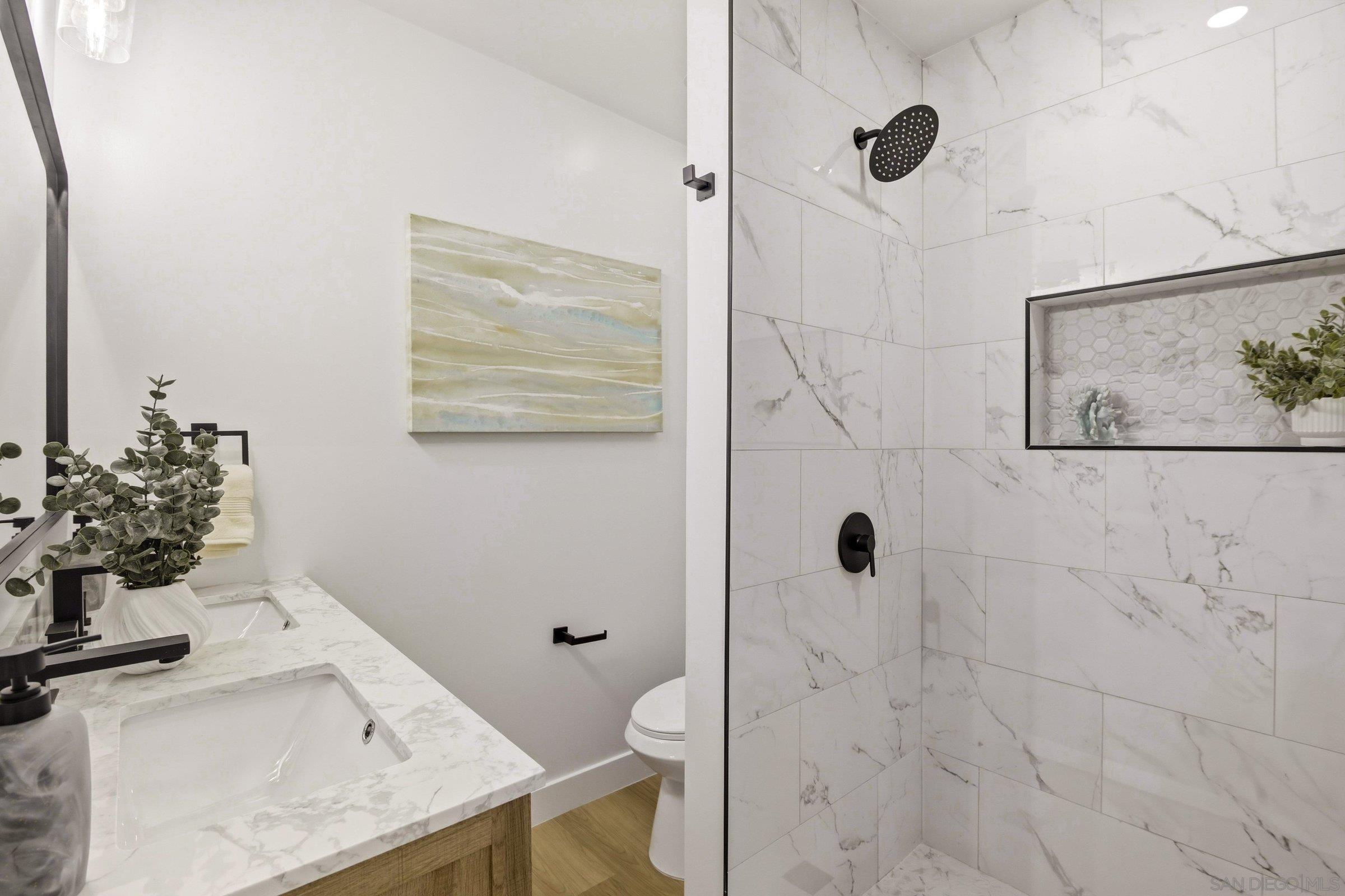 Detail Gallery Image 17 of 33 For 1670  Enfield, Spring Valley,  CA 91977 - 3 Beds | 2 Baths