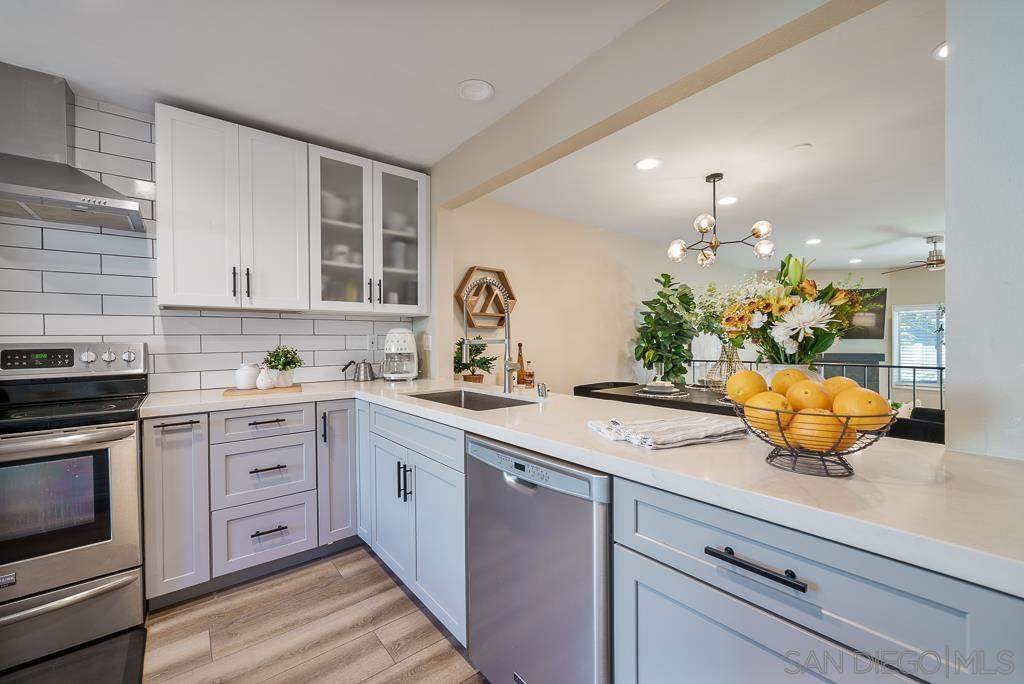 Front Image Thumbnail for SD260003900