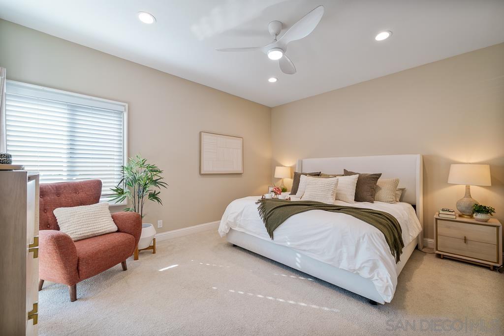 Detail Gallery Image 20 of 56 For 3121  Evening Way  #B,  La Jolla,  CA 92037 - 3 Beds | 2 Baths