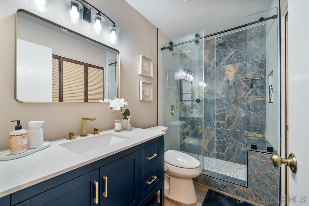 Detail Gallery Image 32 of 56 For 3121  Evening Way  #B,  La Jolla,  CA 92037 - 3 Beds | 2 Baths