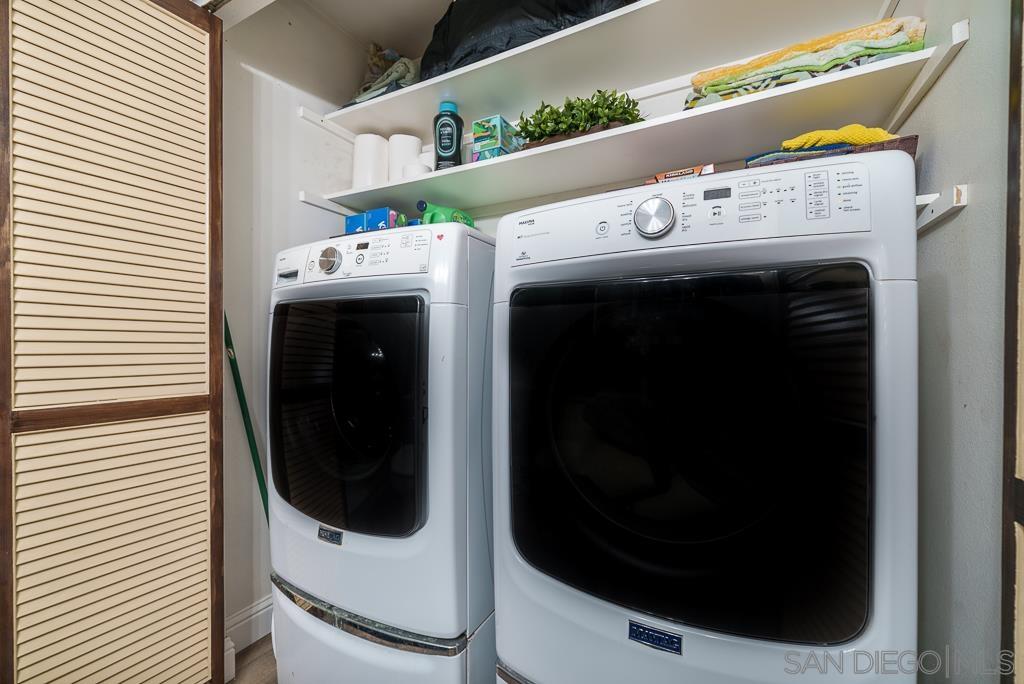 Detail Gallery Image 34 of 56 For 3121  Evening Way  #B,  La Jolla,  CA 92037 - 3 Beds | 2 Baths