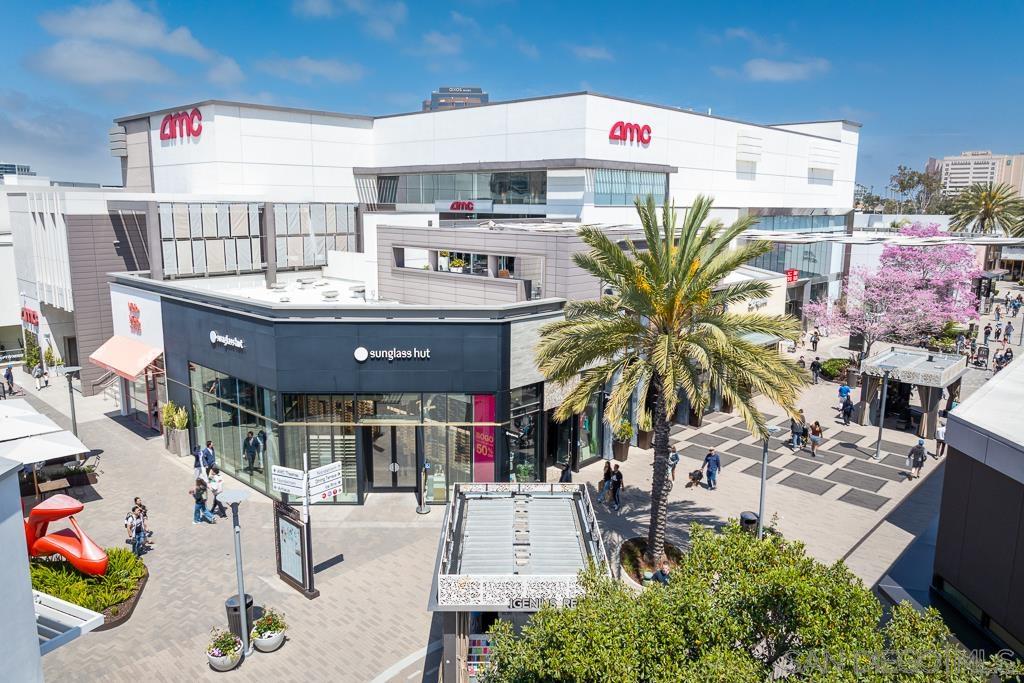 Detail Gallery Image 41 of 56 For 3121  Evening Way  #B,  La Jolla,  CA 92037 - 3 Beds | 2 Baths