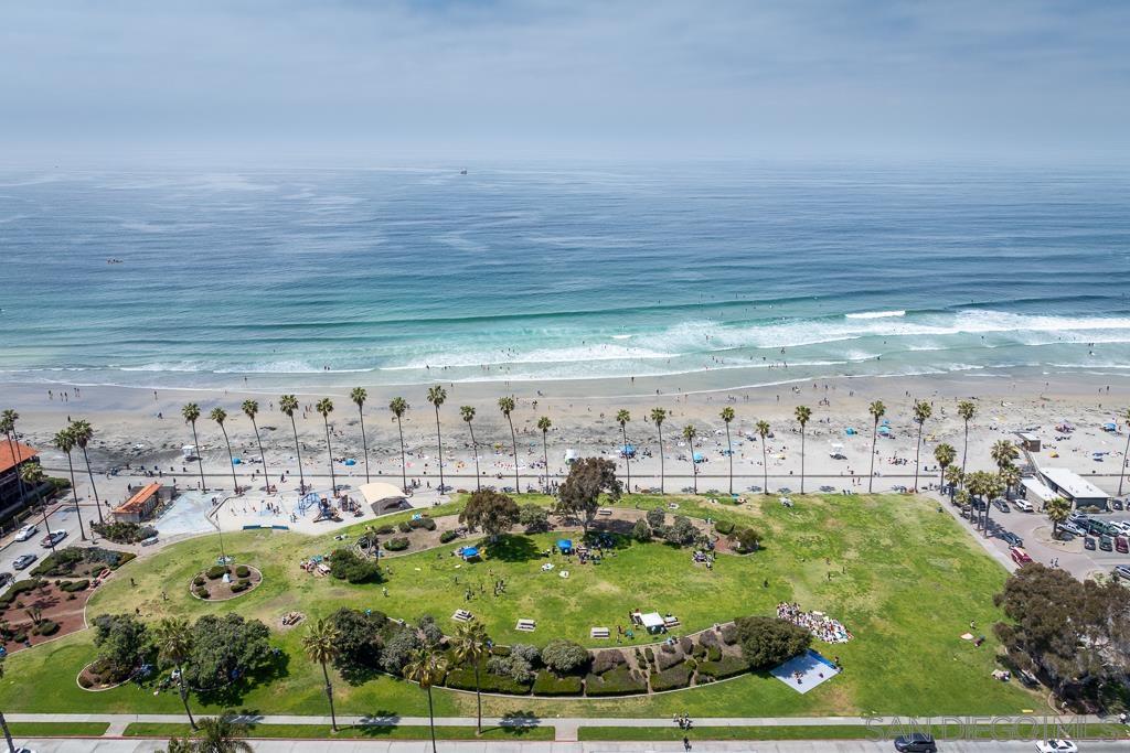 Detail Gallery Image 43 of 56 For 3121  Evening Way  #B,  La Jolla,  CA 92037 - 3 Beds | 2 Baths