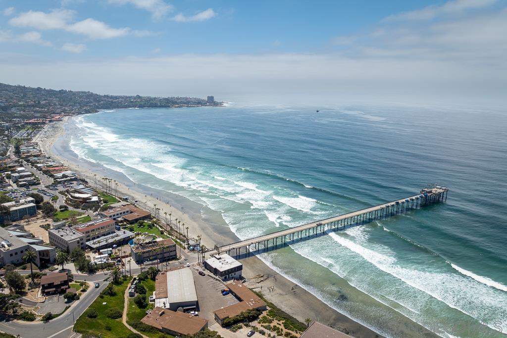 Detail Gallery Image 47 of 56 For 3121  Evening Way  #B,  La Jolla,  CA 92037 - 3 Beds | 2 Baths