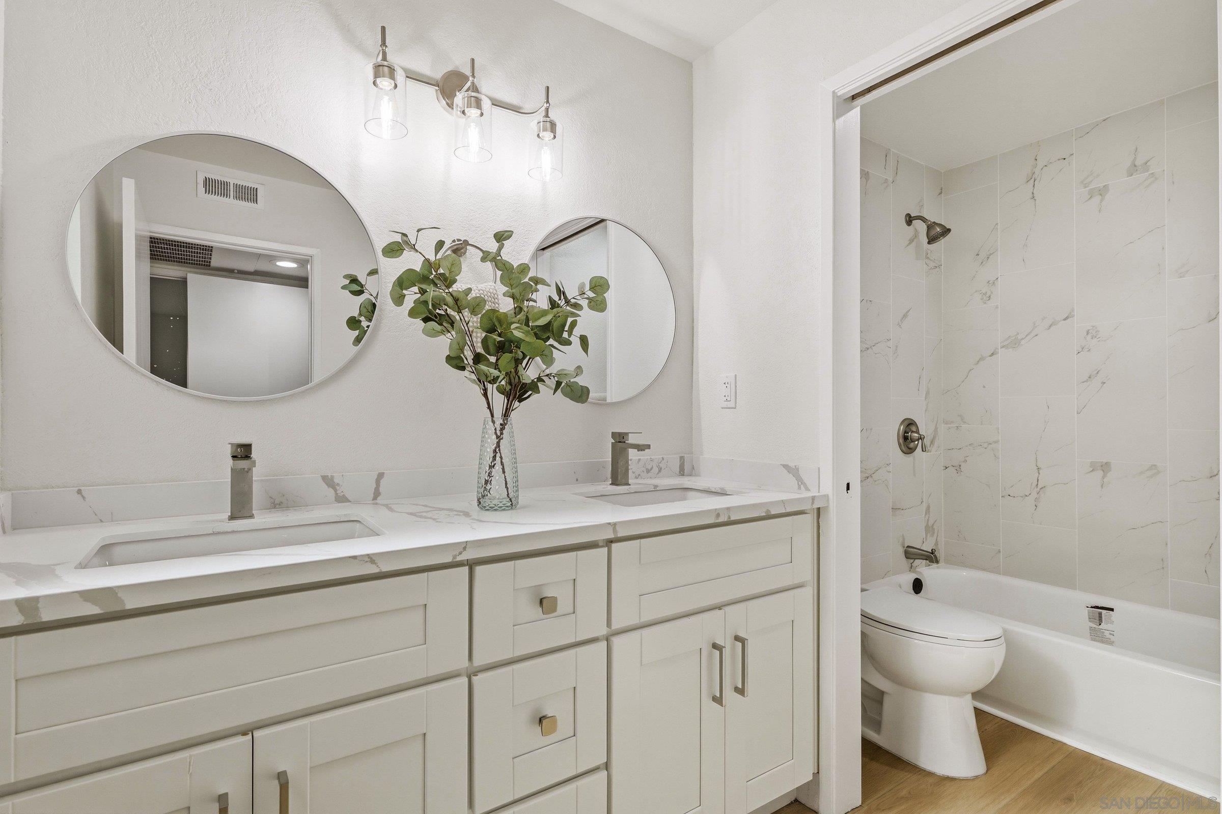 Detail Gallery Image 18 of 32 For 11219  Avenida De Los Lobos  #E,  San Diego,  CA 92127 - 1 Beds | 1 Baths