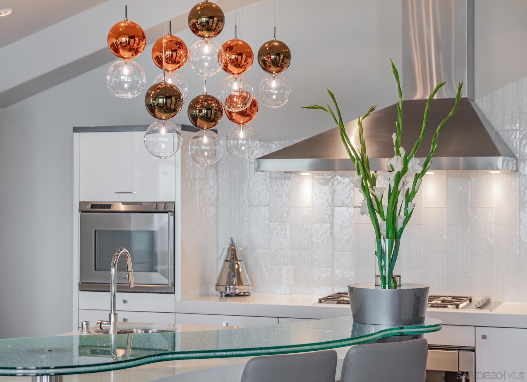 Detail Gallery Image 28 of 50 For 2032  via Casa Alta, La Jolla,  CA 92037 - 5 Beds | 5/1 Baths