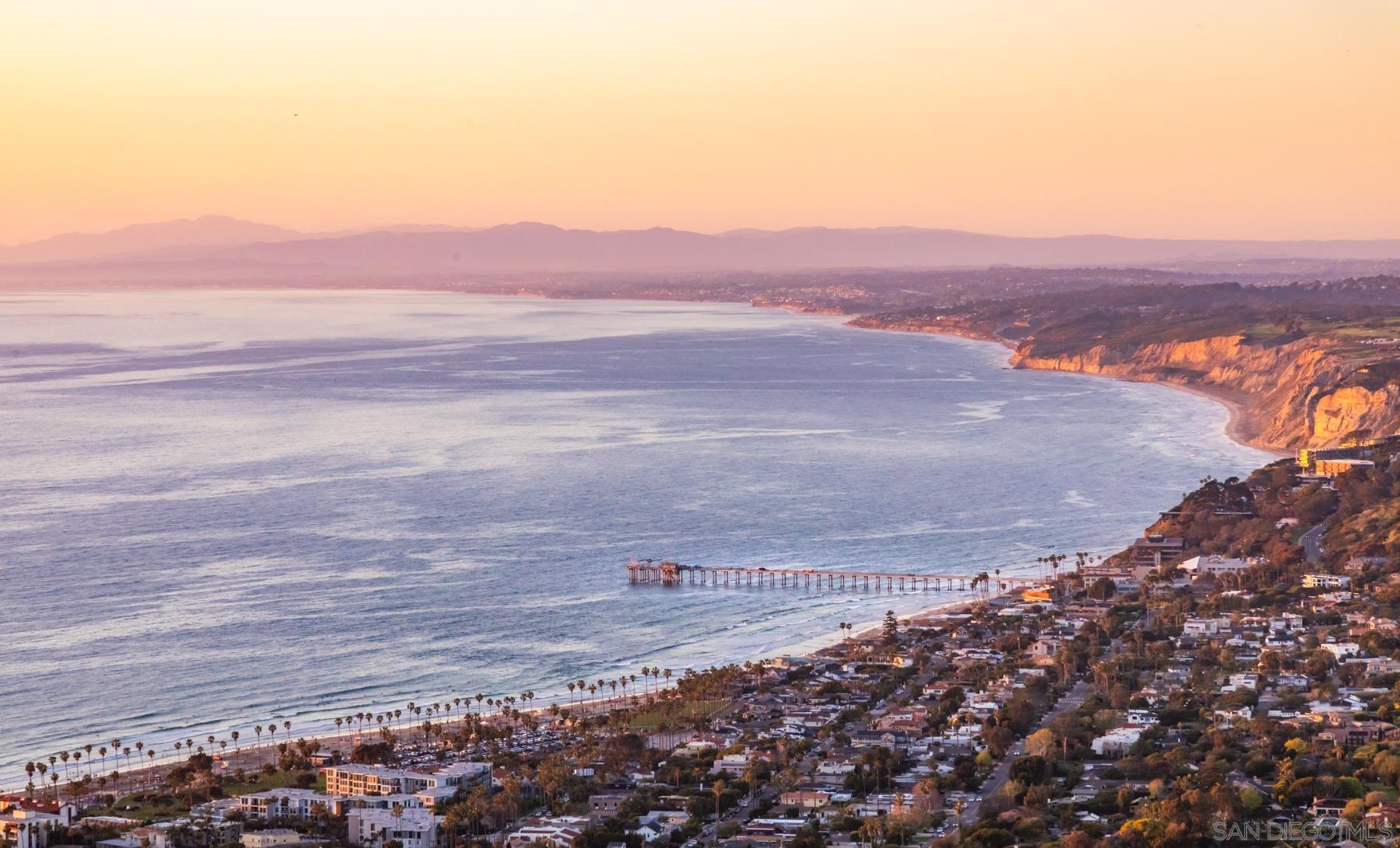 Detail Gallery Image 29 of 50 For 2032  via Casa Alta, La Jolla,  CA 92037 - 5 Beds | 5/1 Baths