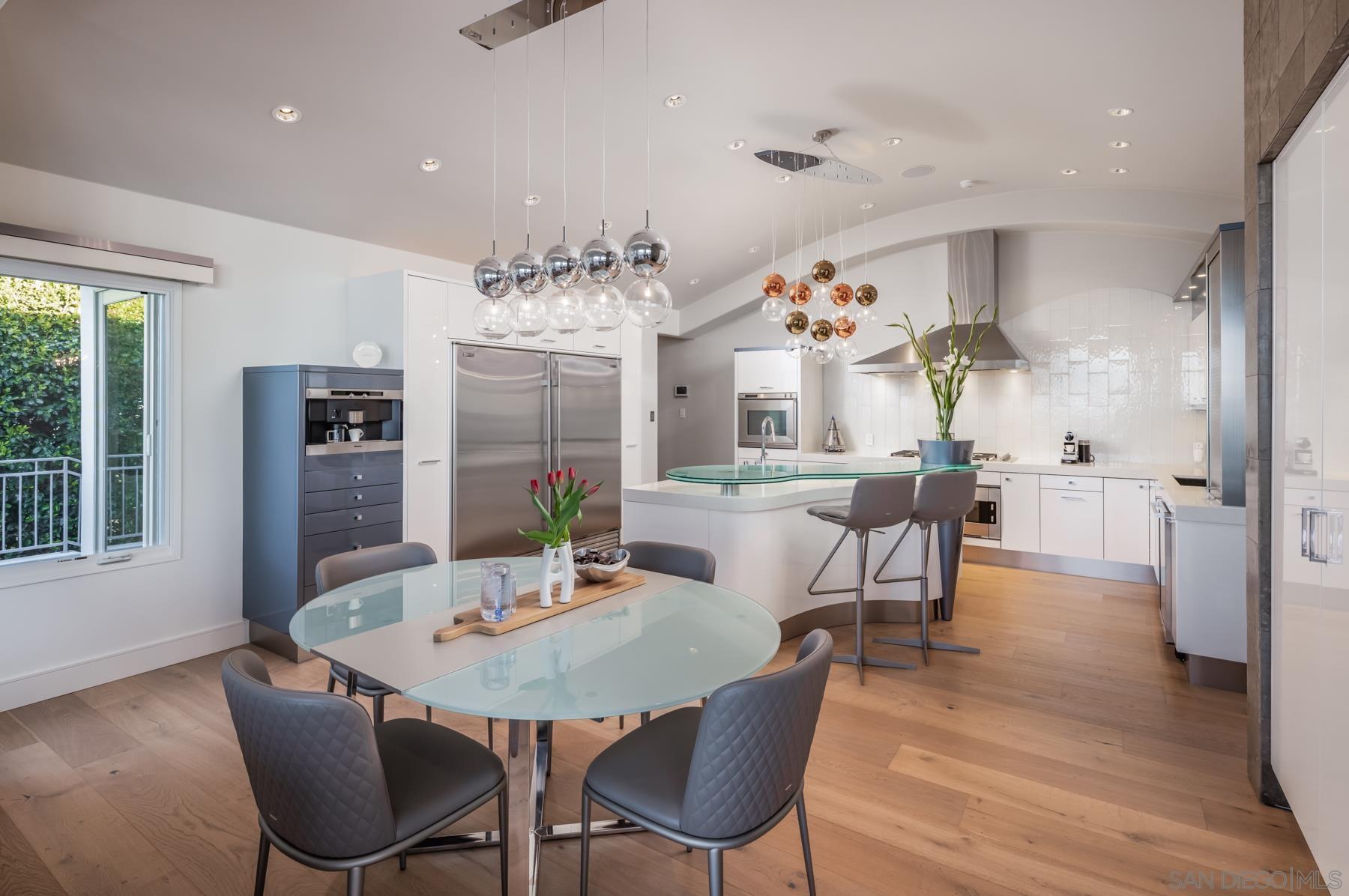 Detail Gallery Image 31 of 50 For 2032  via Casa Alta, La Jolla,  CA 92037 - 5 Beds | 5/1 Baths