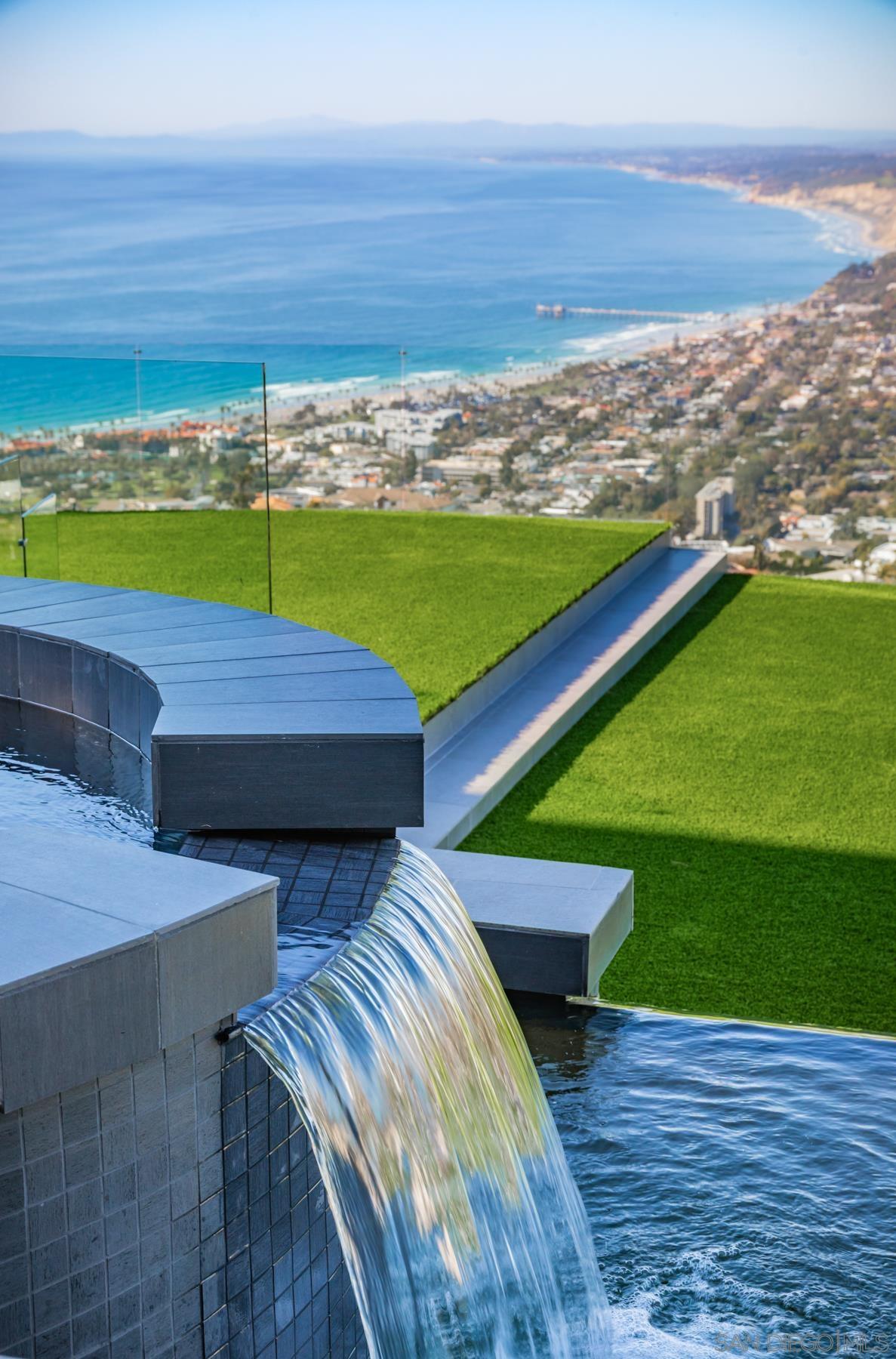 Detail Gallery Image 38 of 50 For 2032  via Casa Alta, La Jolla,  CA 92037 - 5 Beds | 5/1 Baths