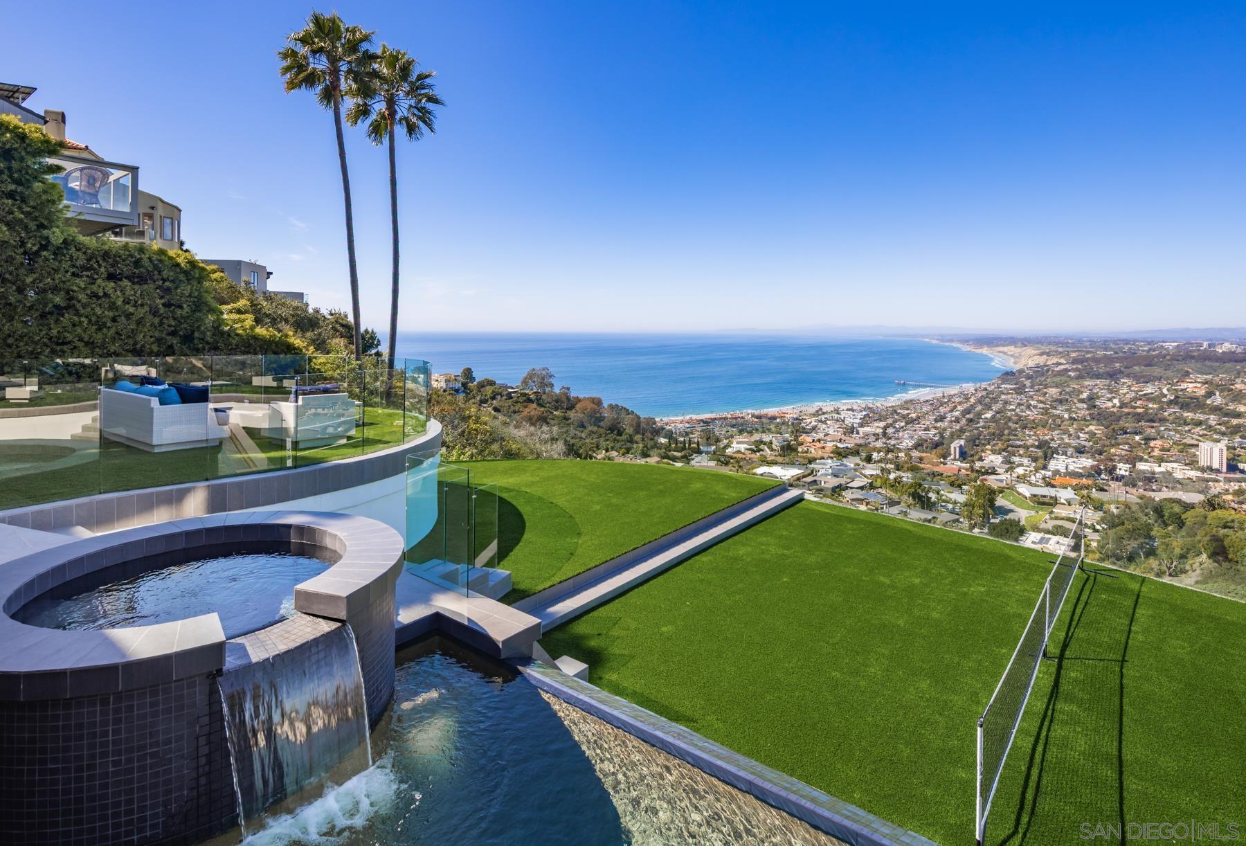 Detail Gallery Image 40 of 50 For 2032  via Casa Alta, La Jolla,  CA 92037 - 5 Beds | 5/1 Baths