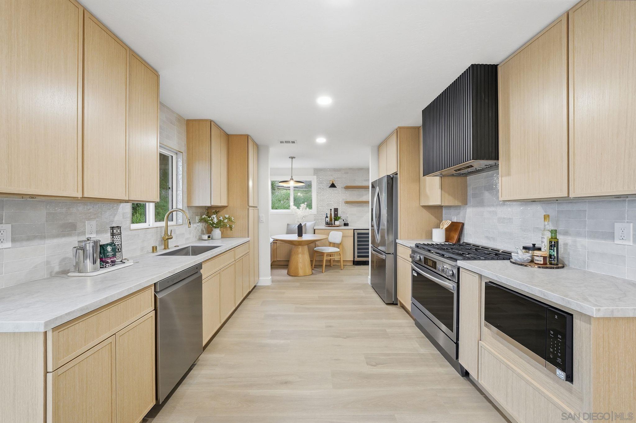 Detail Gallery Image 28 of 61 For 3294  Atari Ct, San Diego,  CA 92117 - 4 Beds | 2/1 Baths