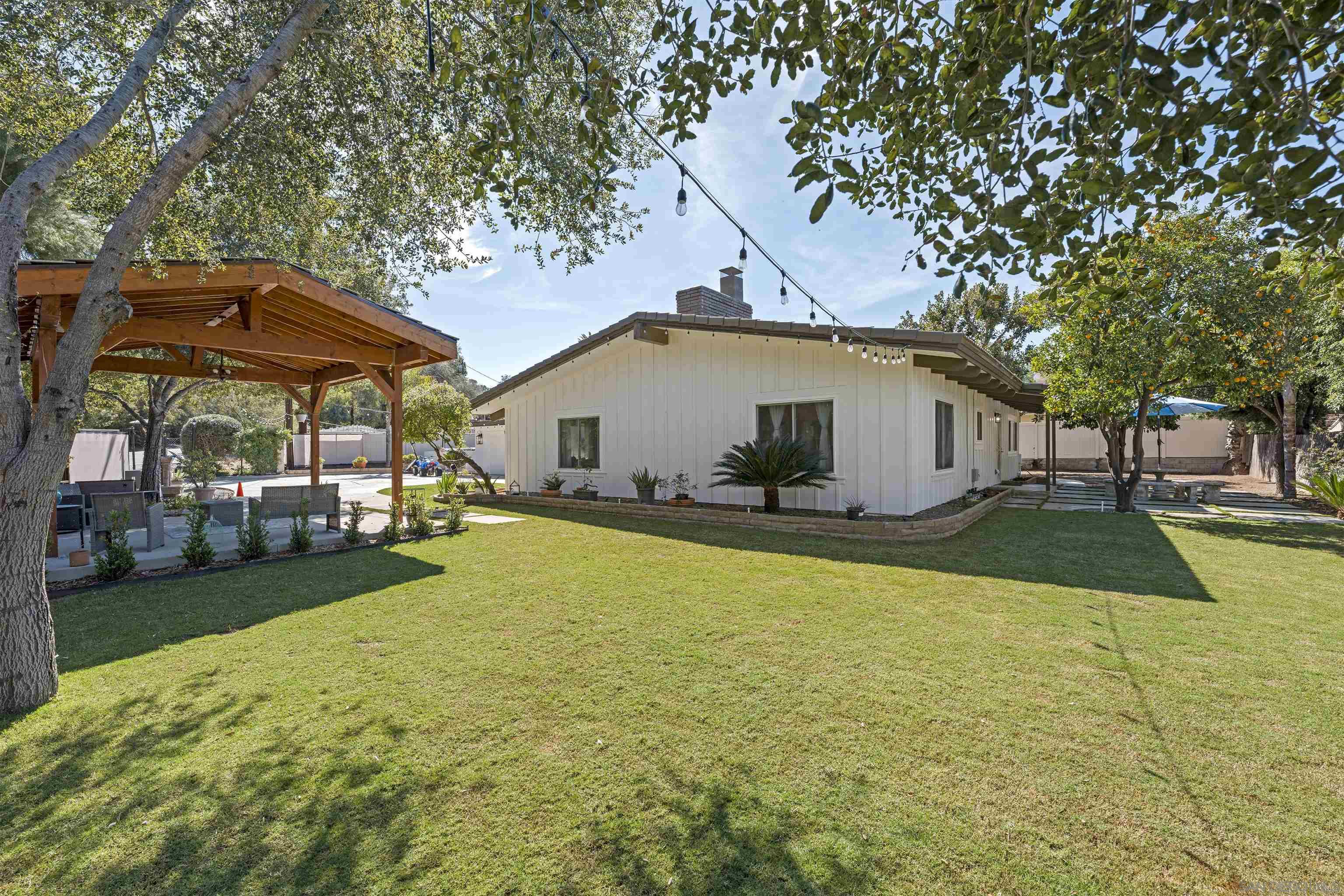 Detail Gallery Image 2 of 34 For 16707  Highway 76, Pauma Valley,  CA 92061 - 2 Beds | 2 Baths