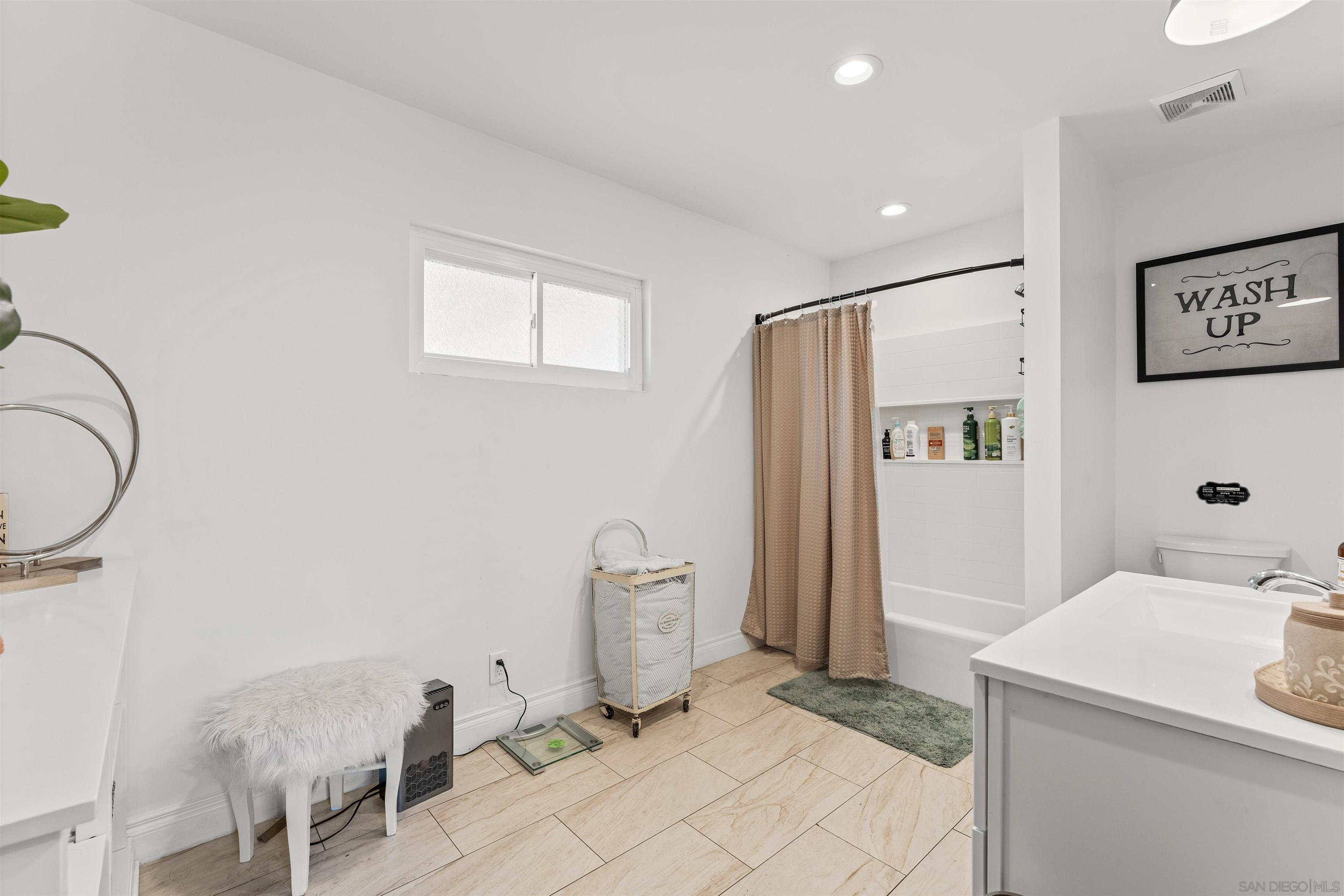 Detail Gallery Image 16 of 34 For 16707  Highway 76, Pauma Valley,  CA 92061 - 2 Beds | 2 Baths