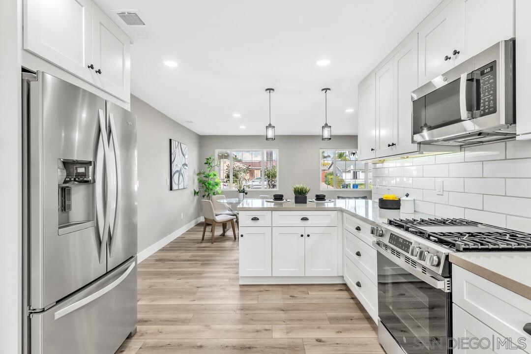 Detail Gallery Image 13 of 39 For 9209  Arnaz Way, Santee,  CA 92071 - 2 Beds | 2 Baths