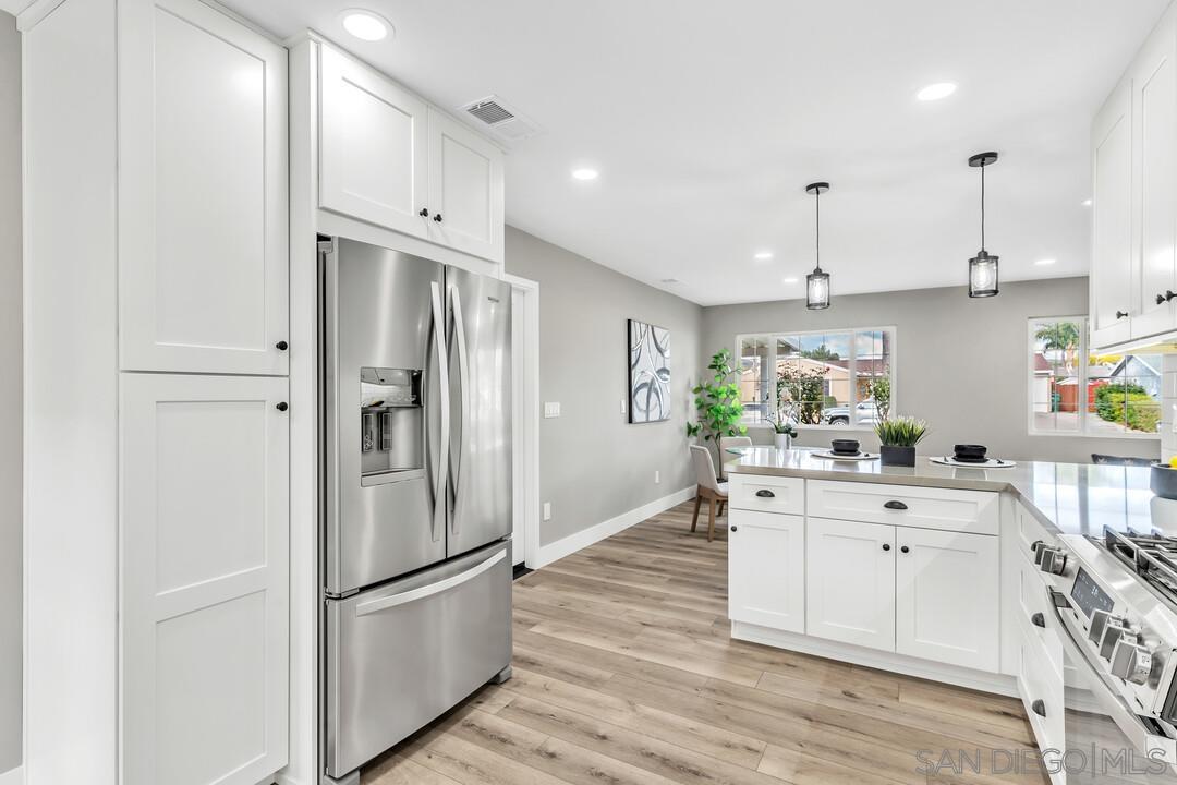 Detail Gallery Image 15 of 39 For 9209  Arnaz Way, Santee,  CA 92071 - 2 Beds | 2 Baths