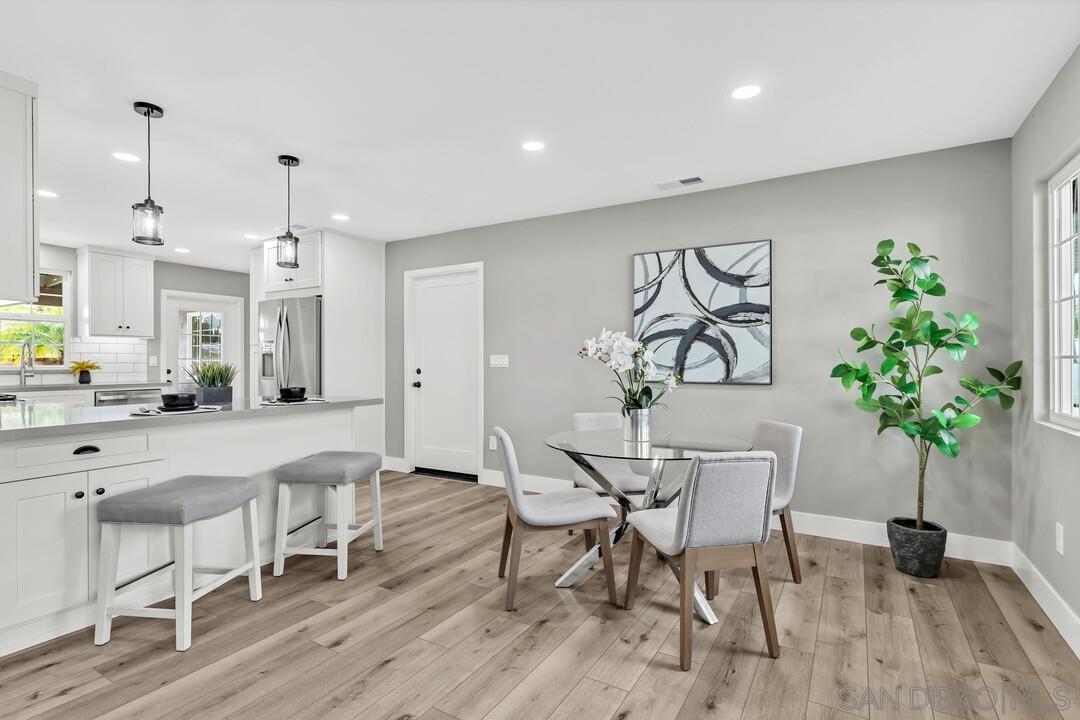 Detail Gallery Image 7 of 39 For 9209  Arnaz Way, Santee,  CA 92071 - 2 Beds | 2 Baths