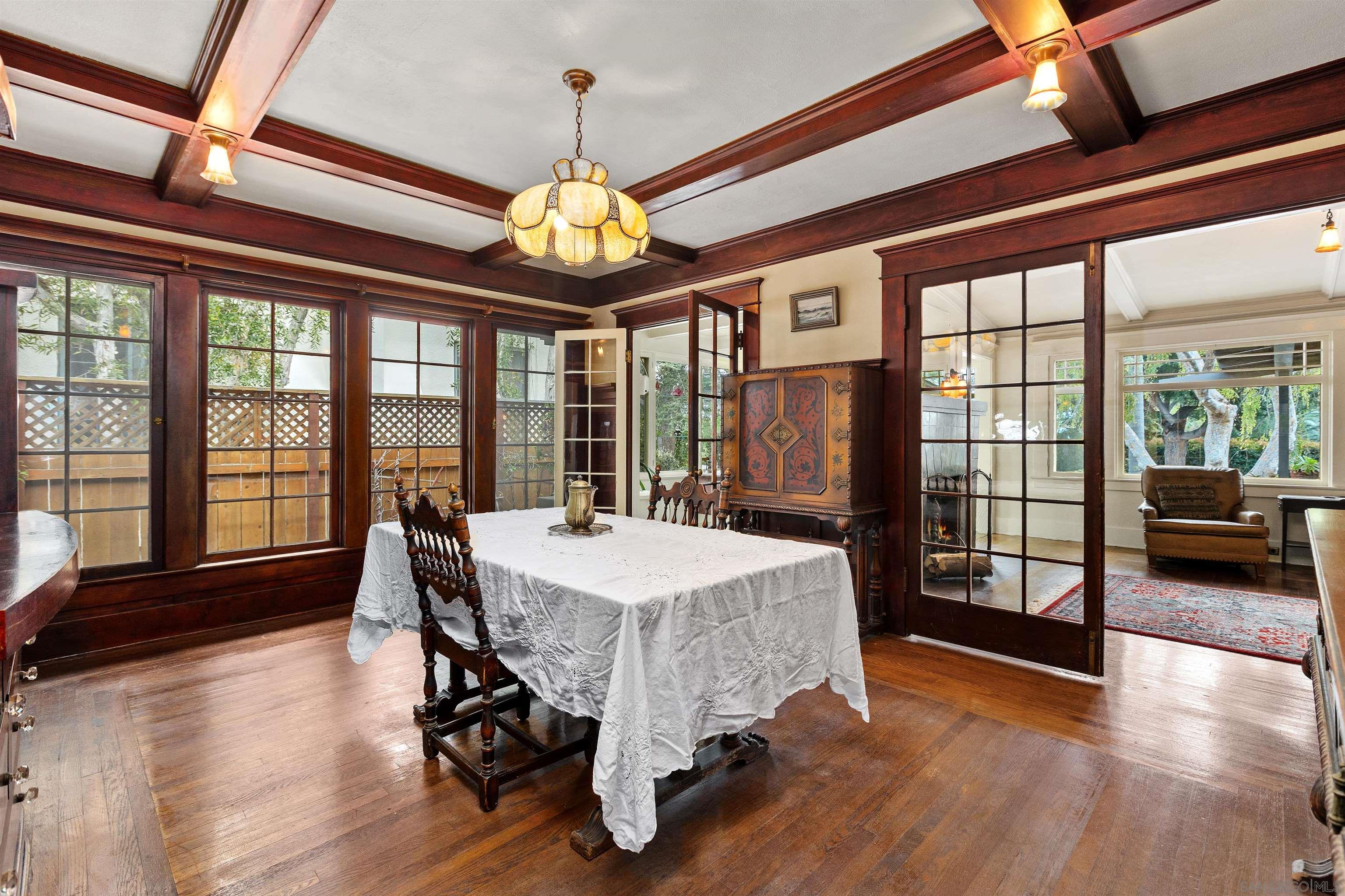 Detail Gallery Image 17 of 55 For 1884  Lyndon Rd, San Diego,  CA 92103 - 5 Beds | 2/1 Baths