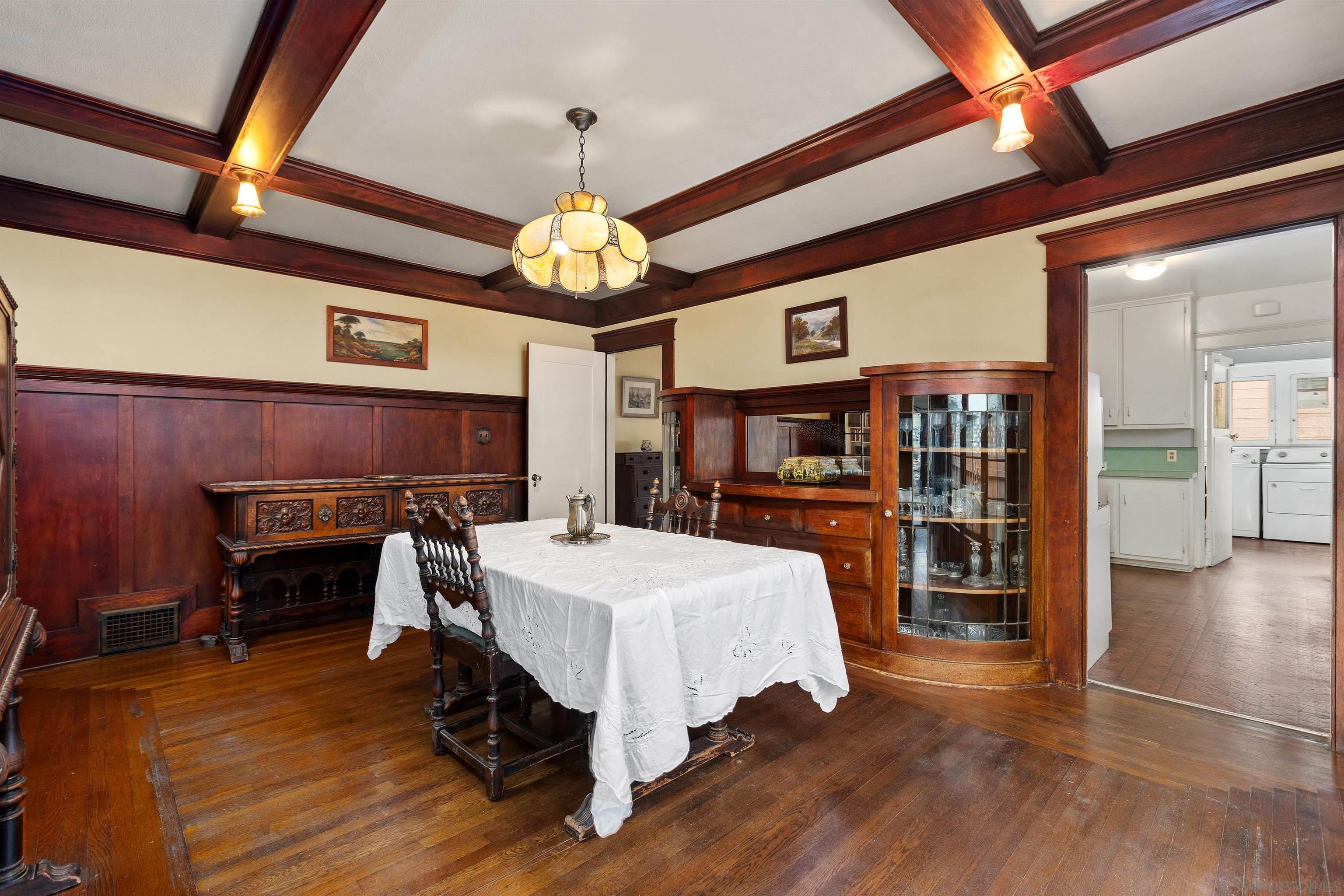 Detail Gallery Image 18 of 55 For 1884  Lyndon Rd, San Diego,  CA 92103 - 5 Beds | 2/1 Baths