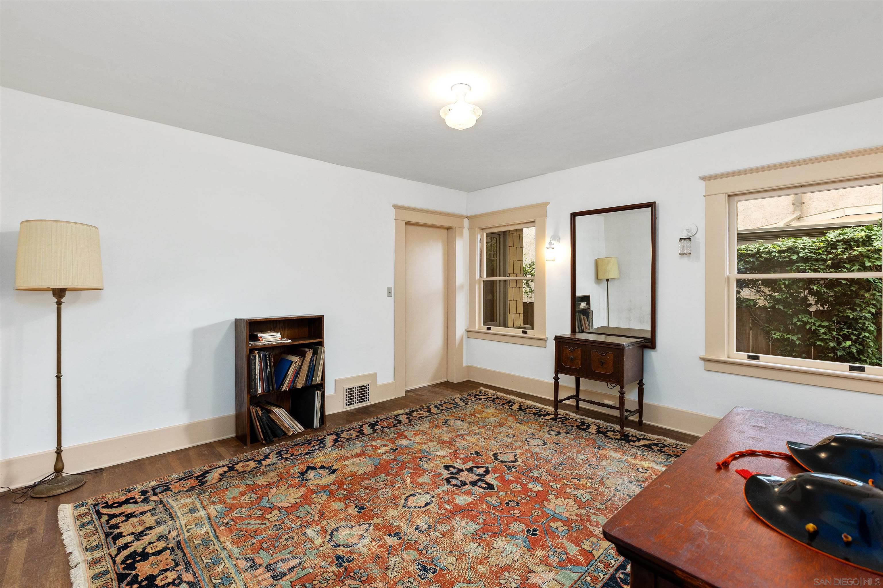 Detail Gallery Image 34 of 55 For 1884  Lyndon Rd, San Diego,  CA 92103 - 5 Beds | 2/1 Baths