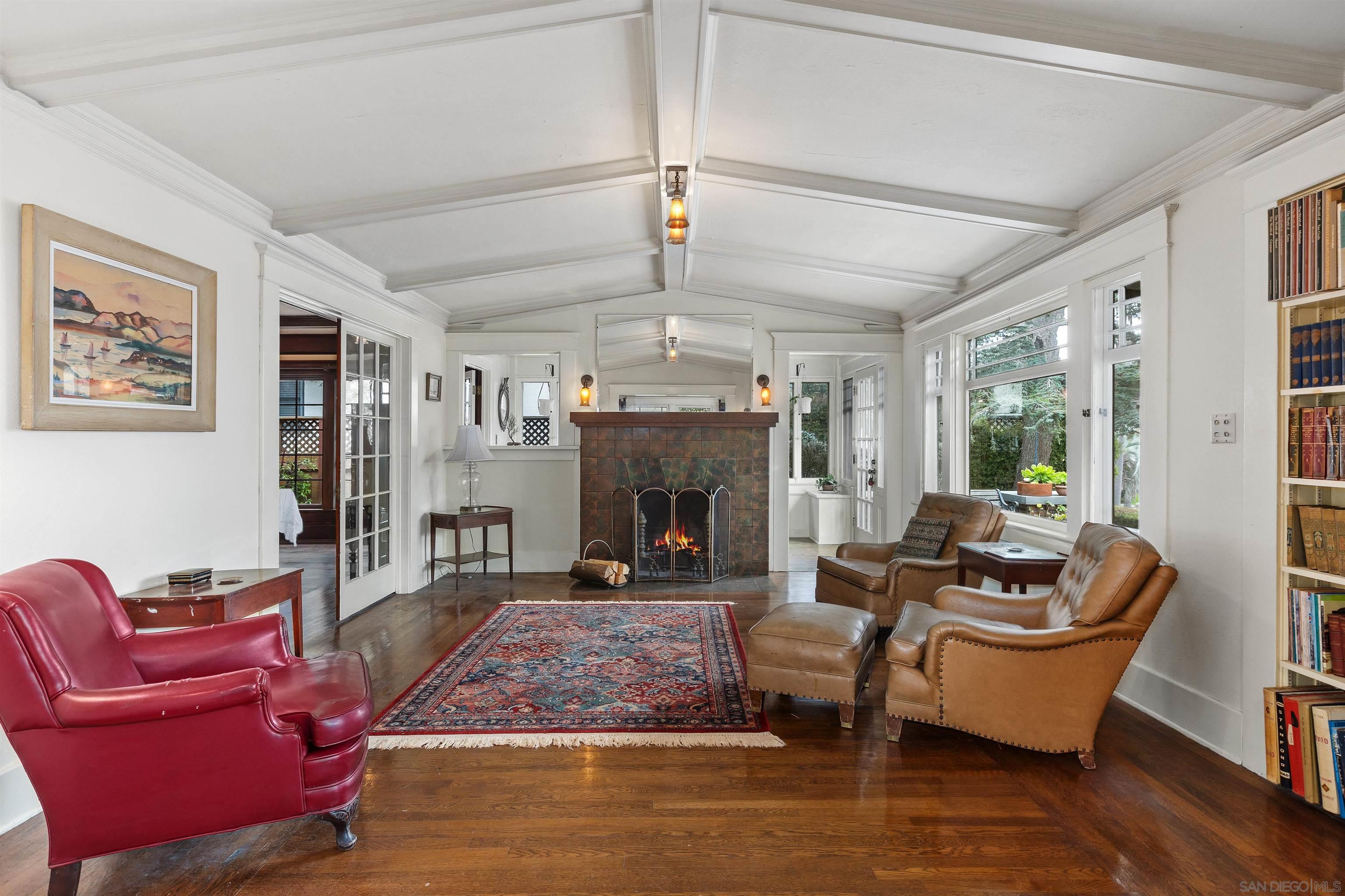 Detail Gallery Image 8 of 55 For 1884  Lyndon Rd, San Diego,  CA 92103 - 5 Beds | 2/1 Baths