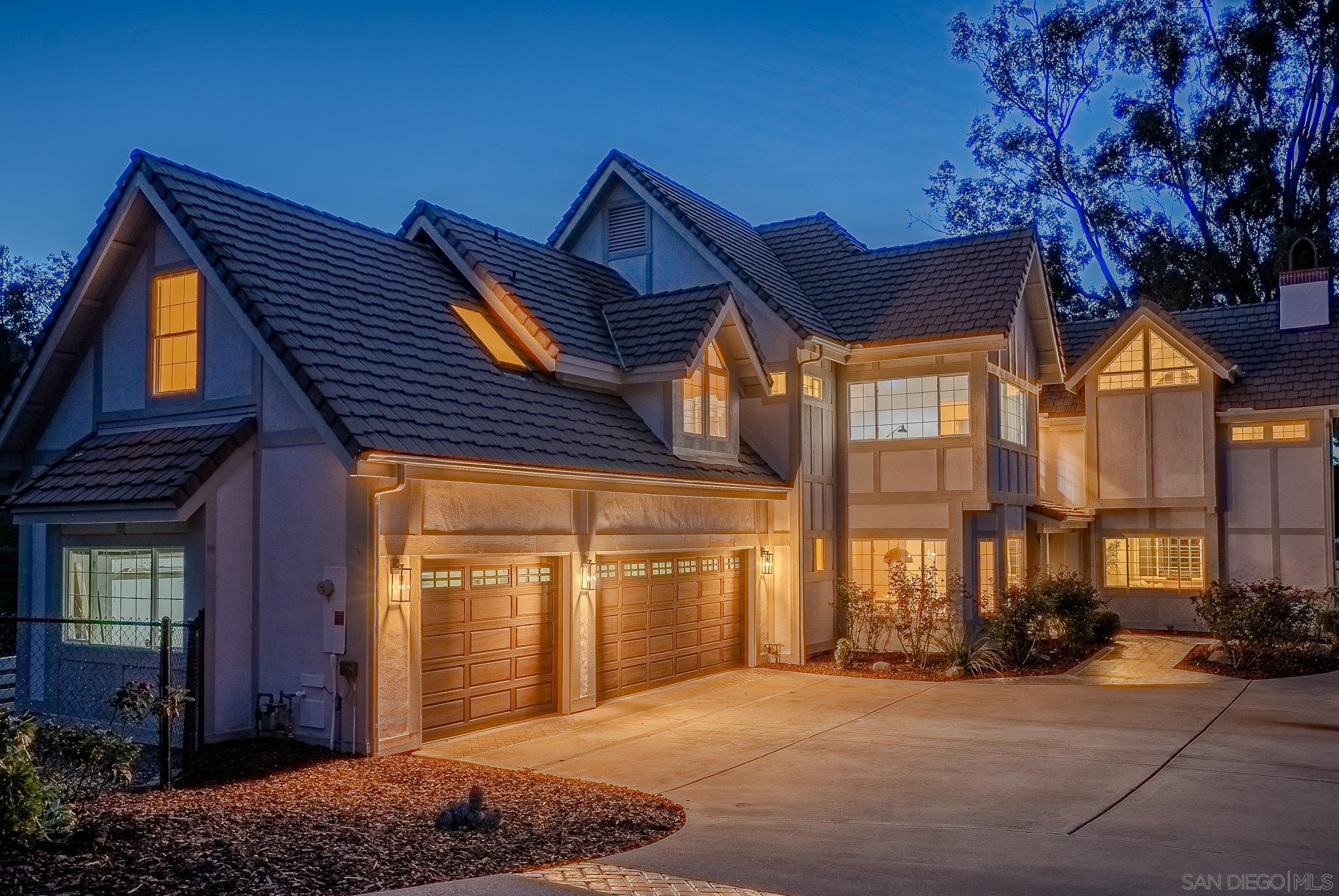 Detail Gallery Image 3 of 52 For 13746  Paseo Bonita, Poway,  CA 92064 - 4 Beds | 4/1 Baths