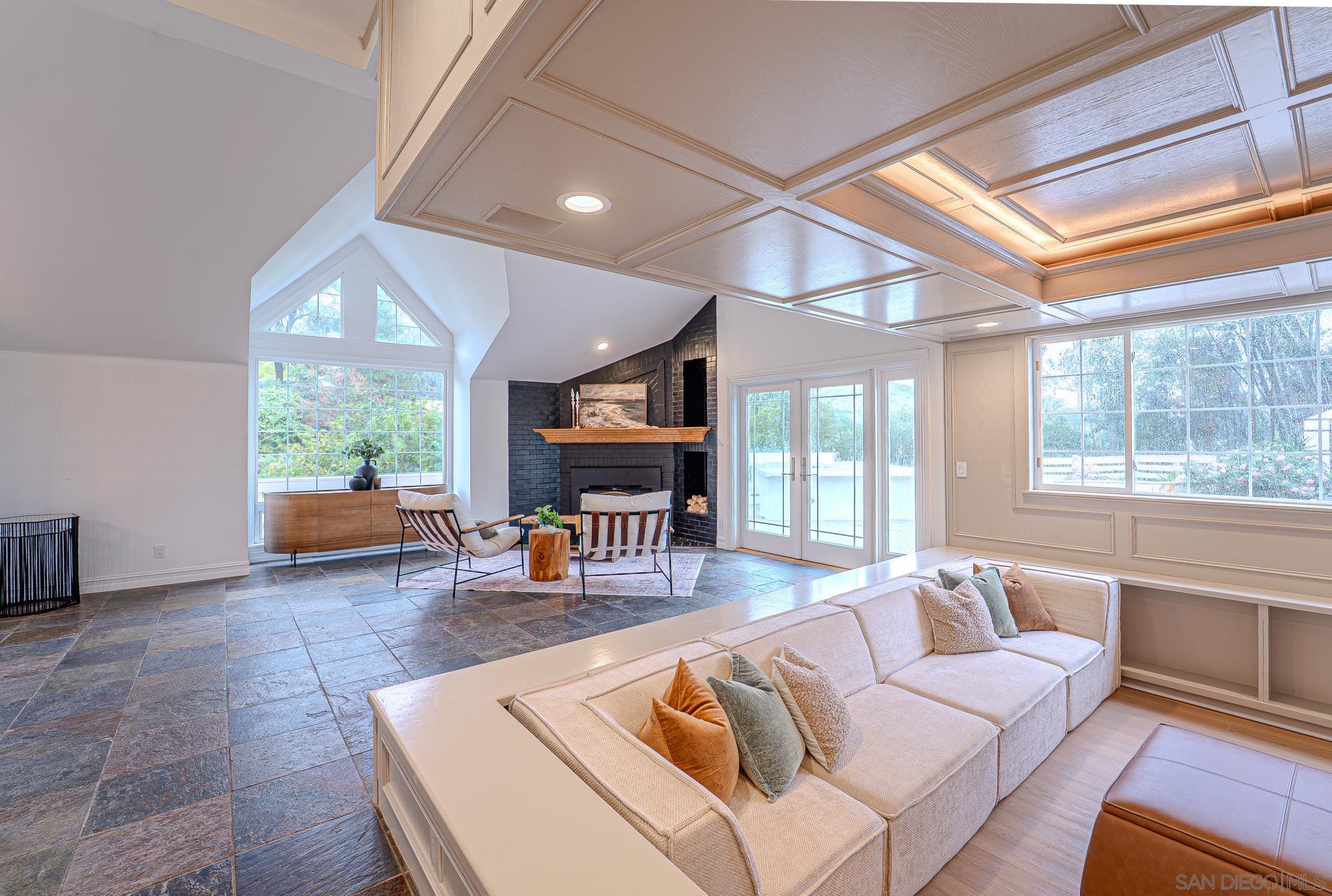 Detail Gallery Image 21 of 52 For 13746  Paseo Bonita, Poway,  CA 92064 - 4 Beds | 4/1 Baths