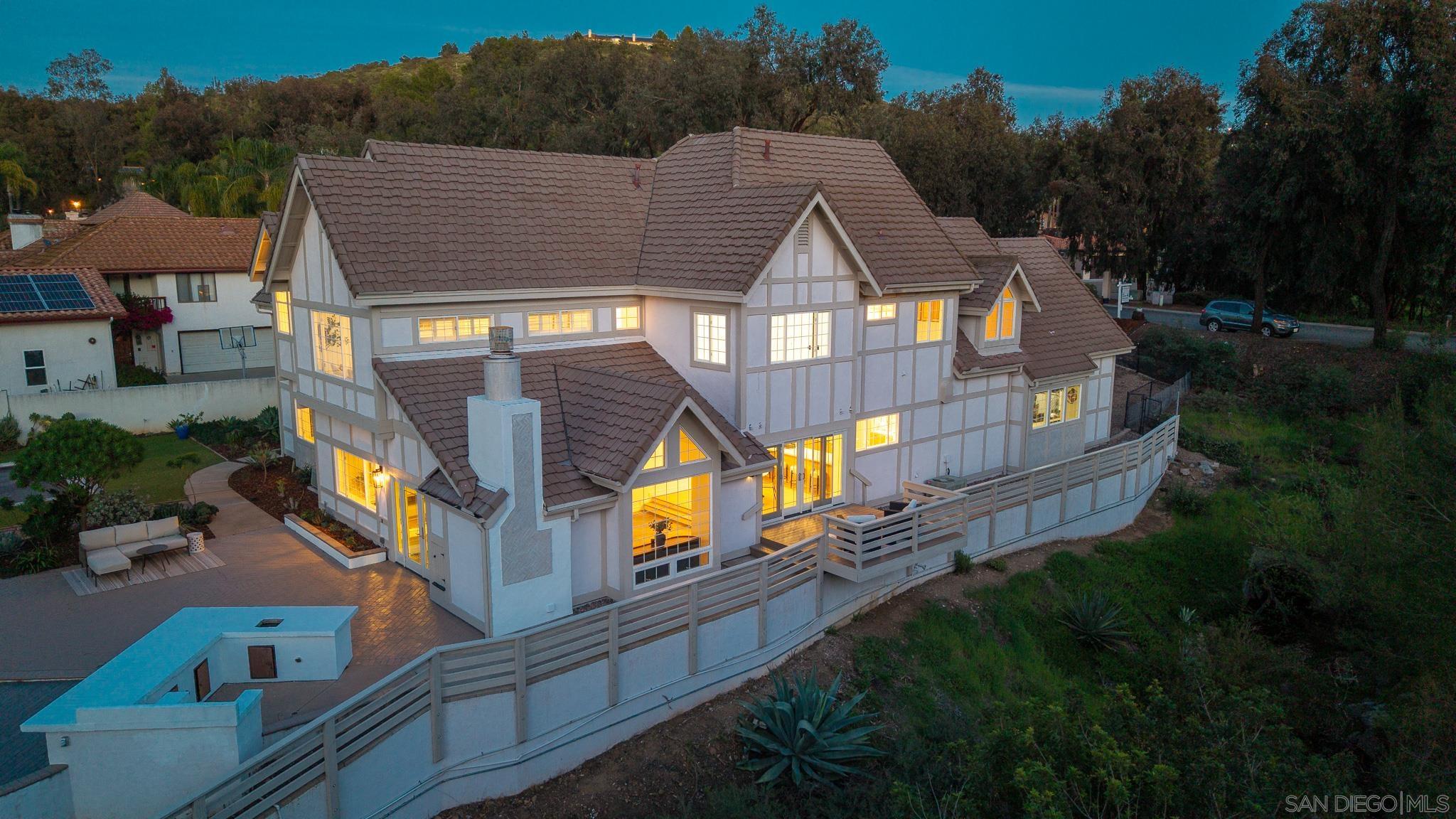 Detail Gallery Image 45 of 52 For 13746  Paseo Bonita, Poway,  CA 92064 - 4 Beds | 4/1 Baths