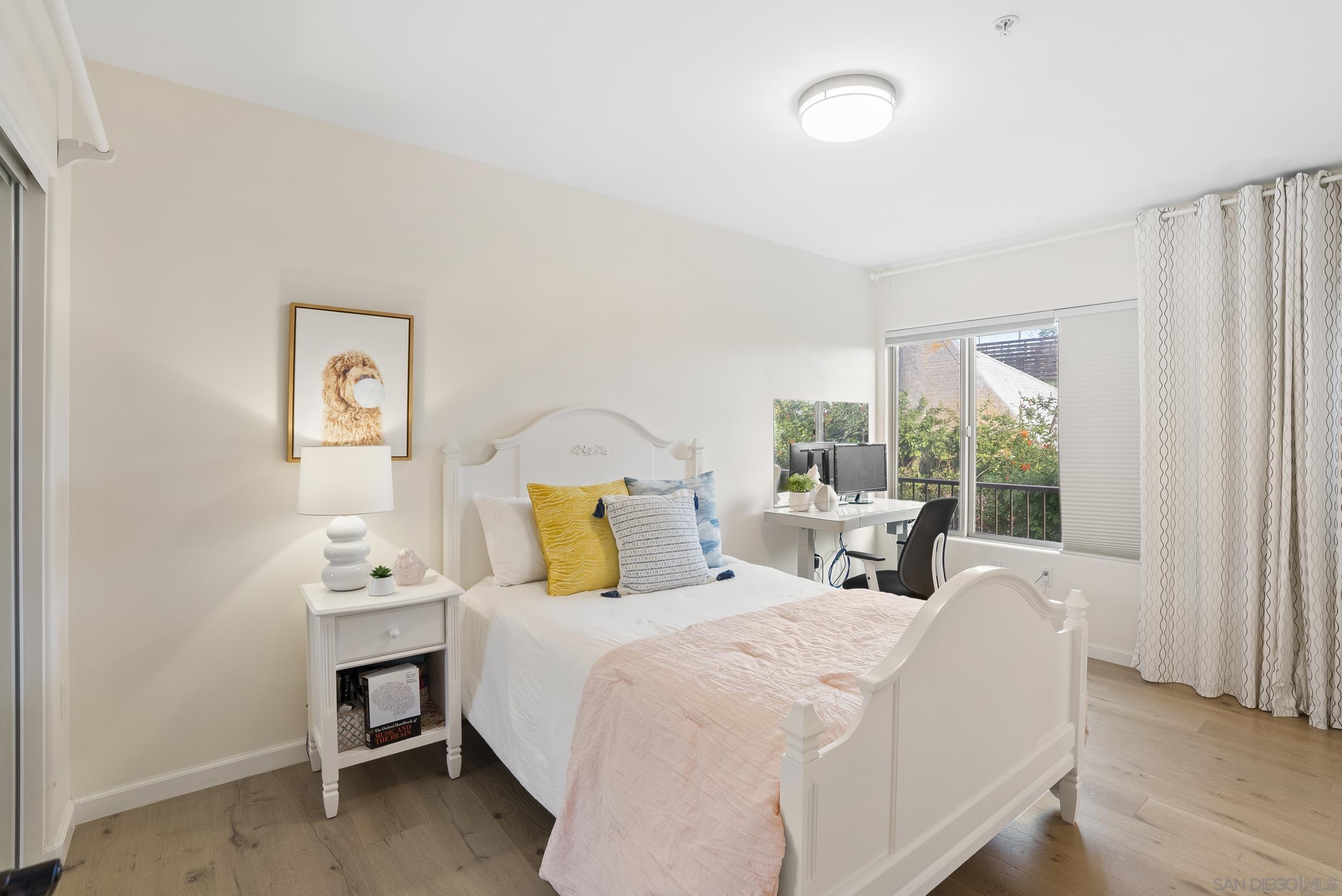 Detail Gallery Image 22 of 40 For 7520  Draper Ave  #3,  La Jolla,  CA 92037 - 3 Beds | 3/1 Baths