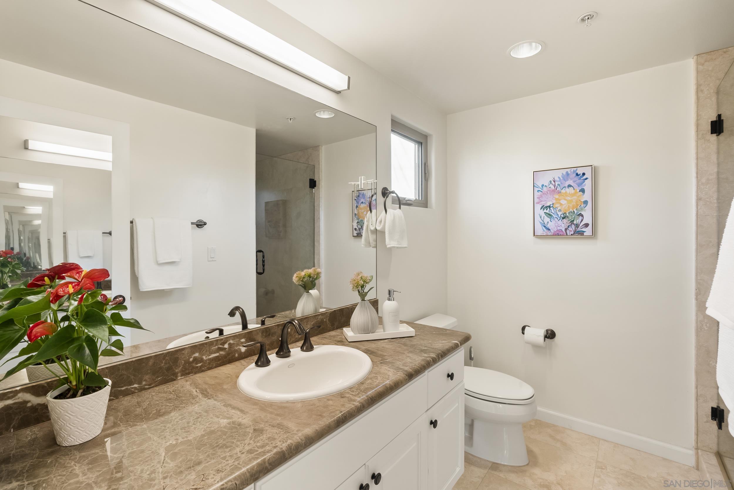 Detail Gallery Image 24 of 40 For 7520  Draper Ave  #3,  La Jolla,  CA 92037 - 3 Beds | 3/1 Baths