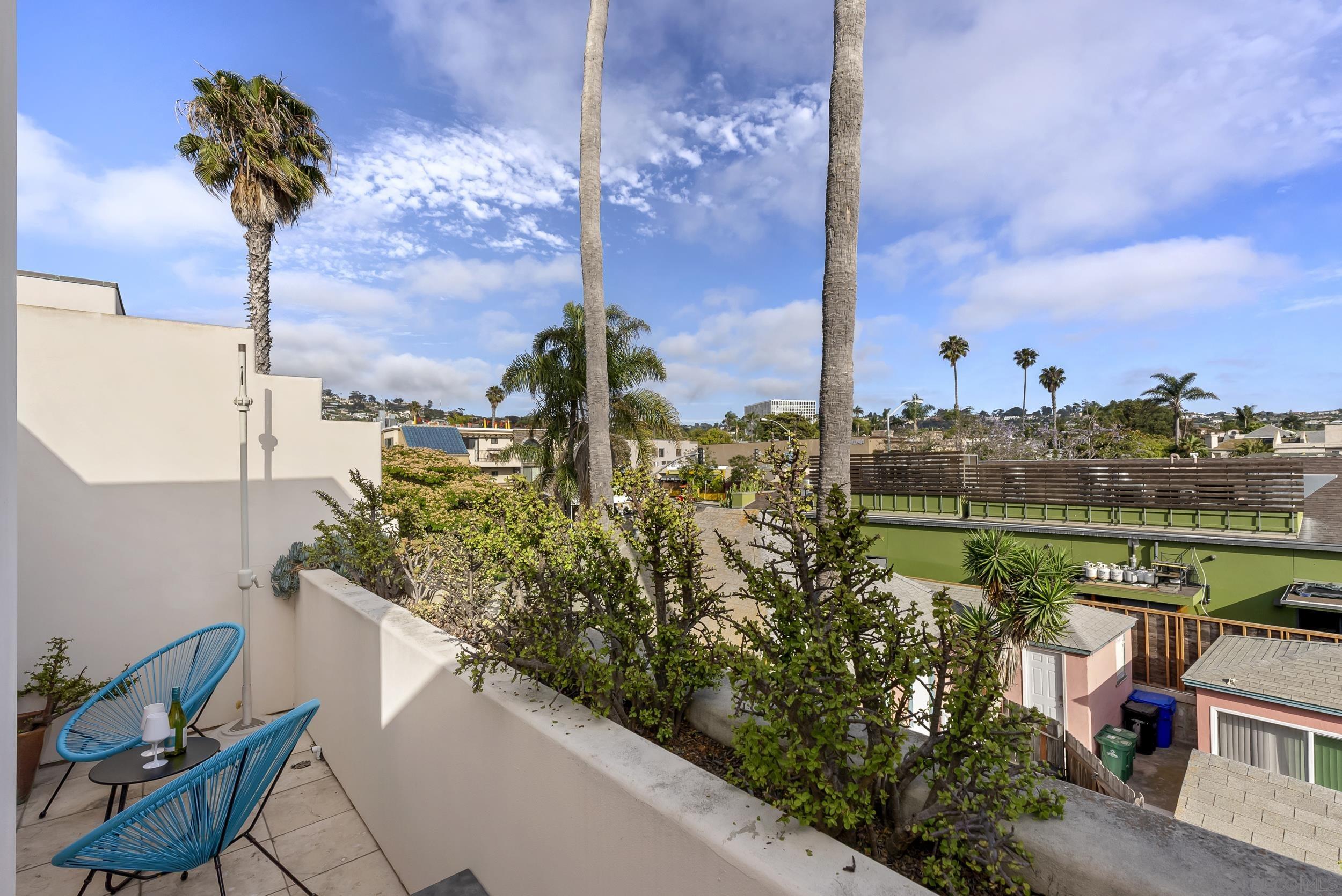 Detail Gallery Image 35 of 40 For 7520  Draper Ave  #3,  La Jolla,  CA 92037 - 3 Beds | 3/1 Baths