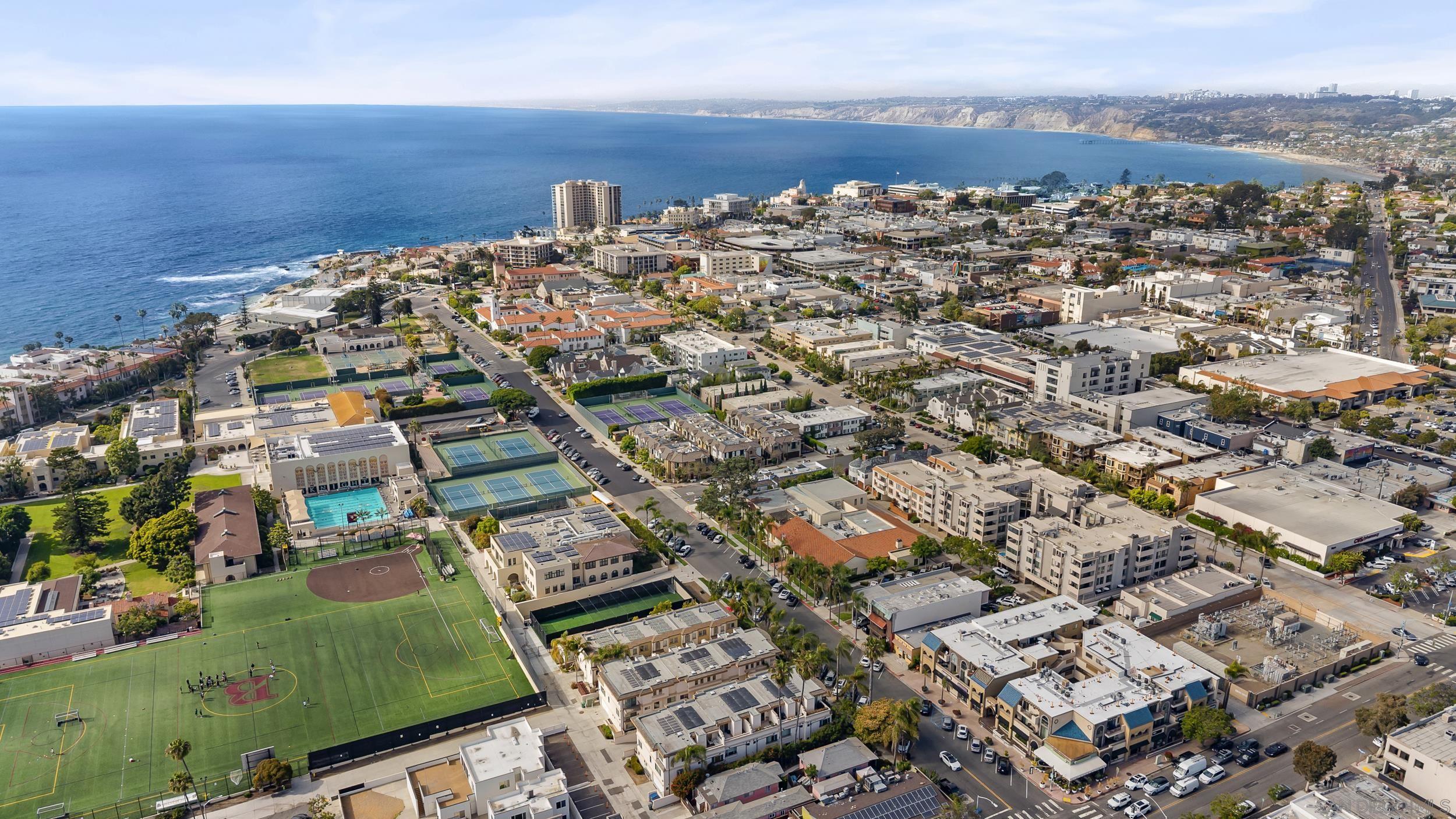 Detail Gallery Image 40 of 40 For 7520  Draper Ave  #3,  La Jolla,  CA 92037 - 3 Beds | 3/1 Baths