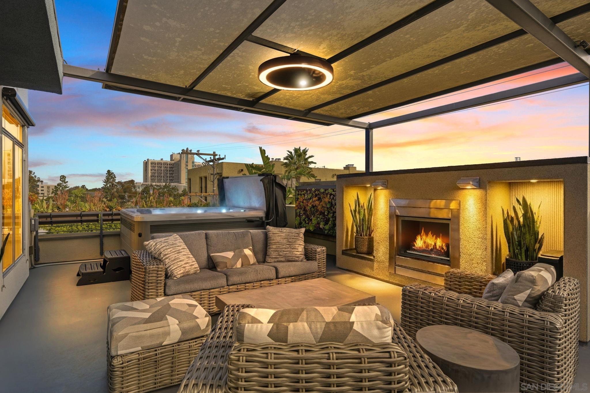 Detail Gallery Image 16 of 43 For 4065  Brant St, San Diego,  CA 92103 - 2 Beds | 3 Baths