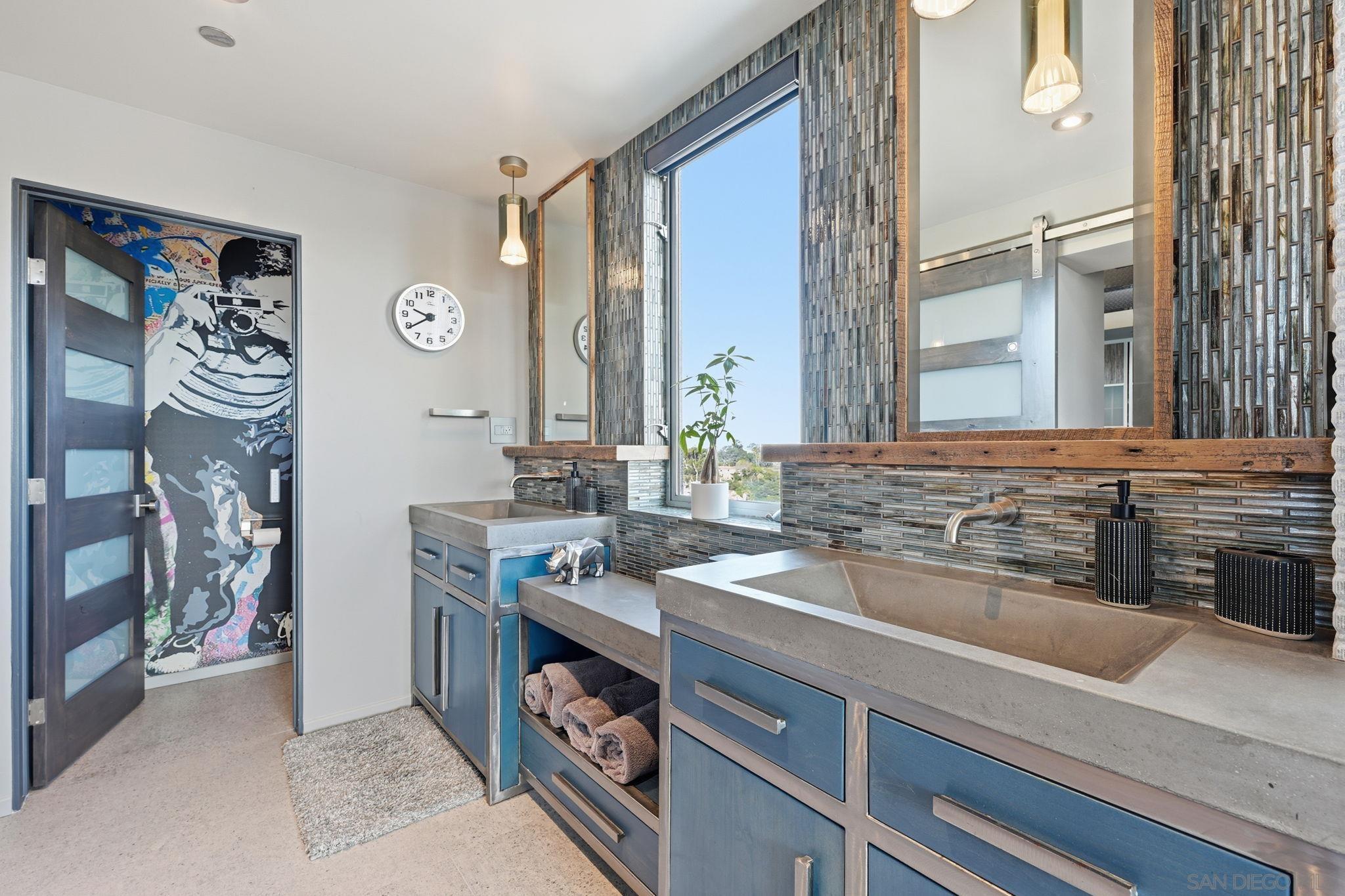 Detail Gallery Image 22 of 43 For 4065  Brant St, San Diego,  CA 92103 - 2 Beds | 3 Baths