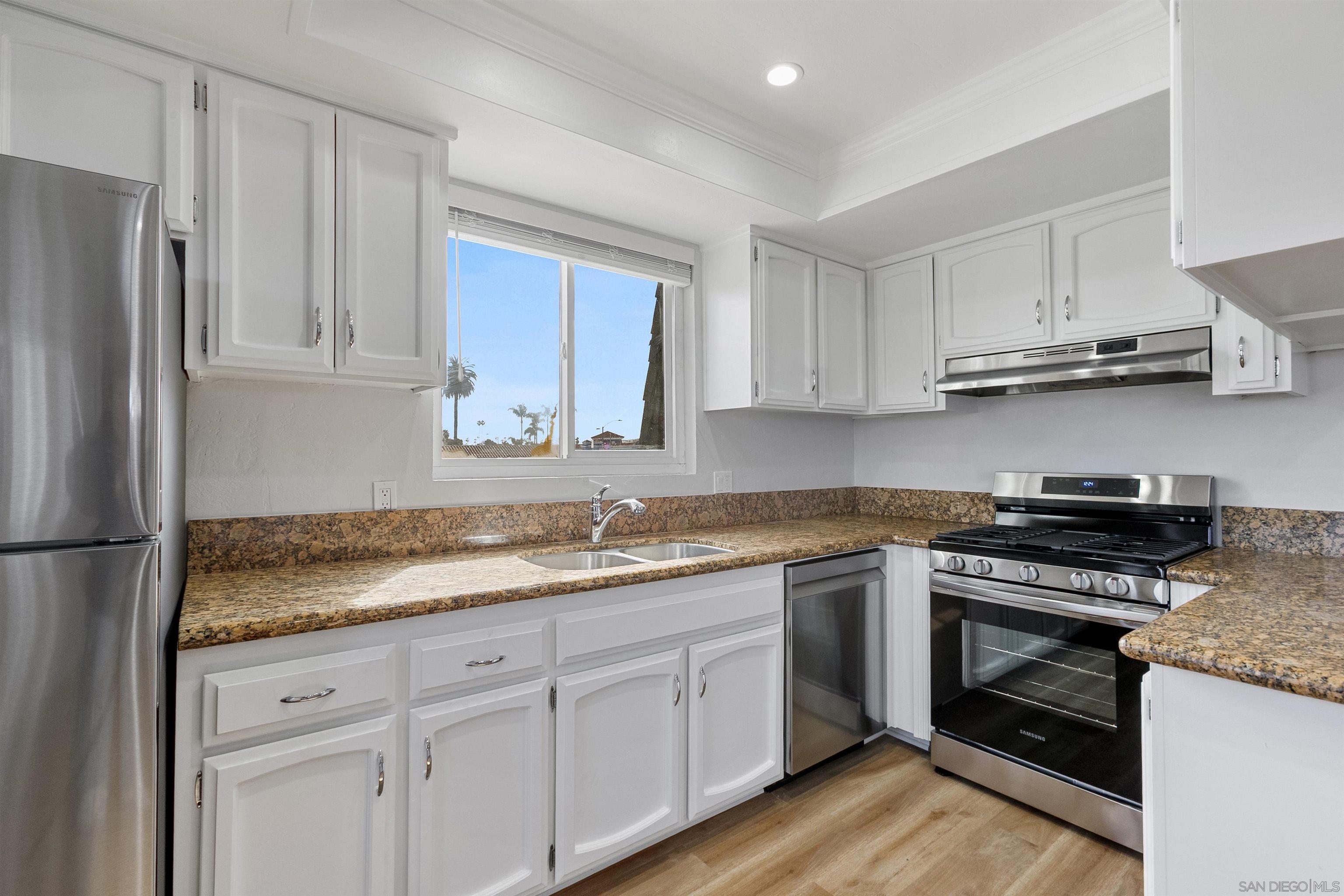 Detail Gallery Image 6 of 27 For 520 Pearl  Street  1, La Jolla,  CA 92037 - 1 Beds | 1 Baths