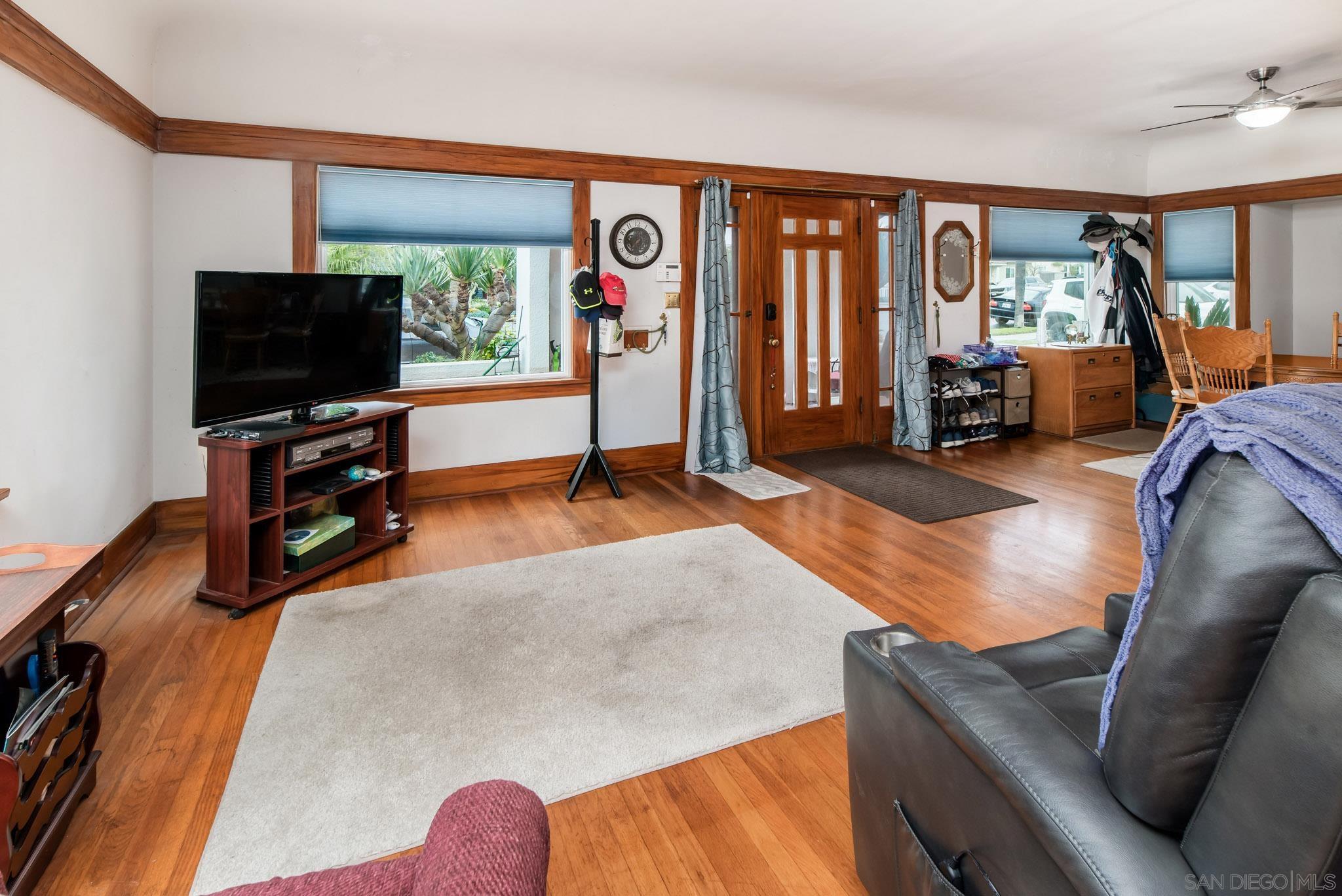 Detail Gallery Image 8 of 51 For 2911-15  Kalmia St, San Diego,  CA 92104 - 5 Beds | 3/1 Baths