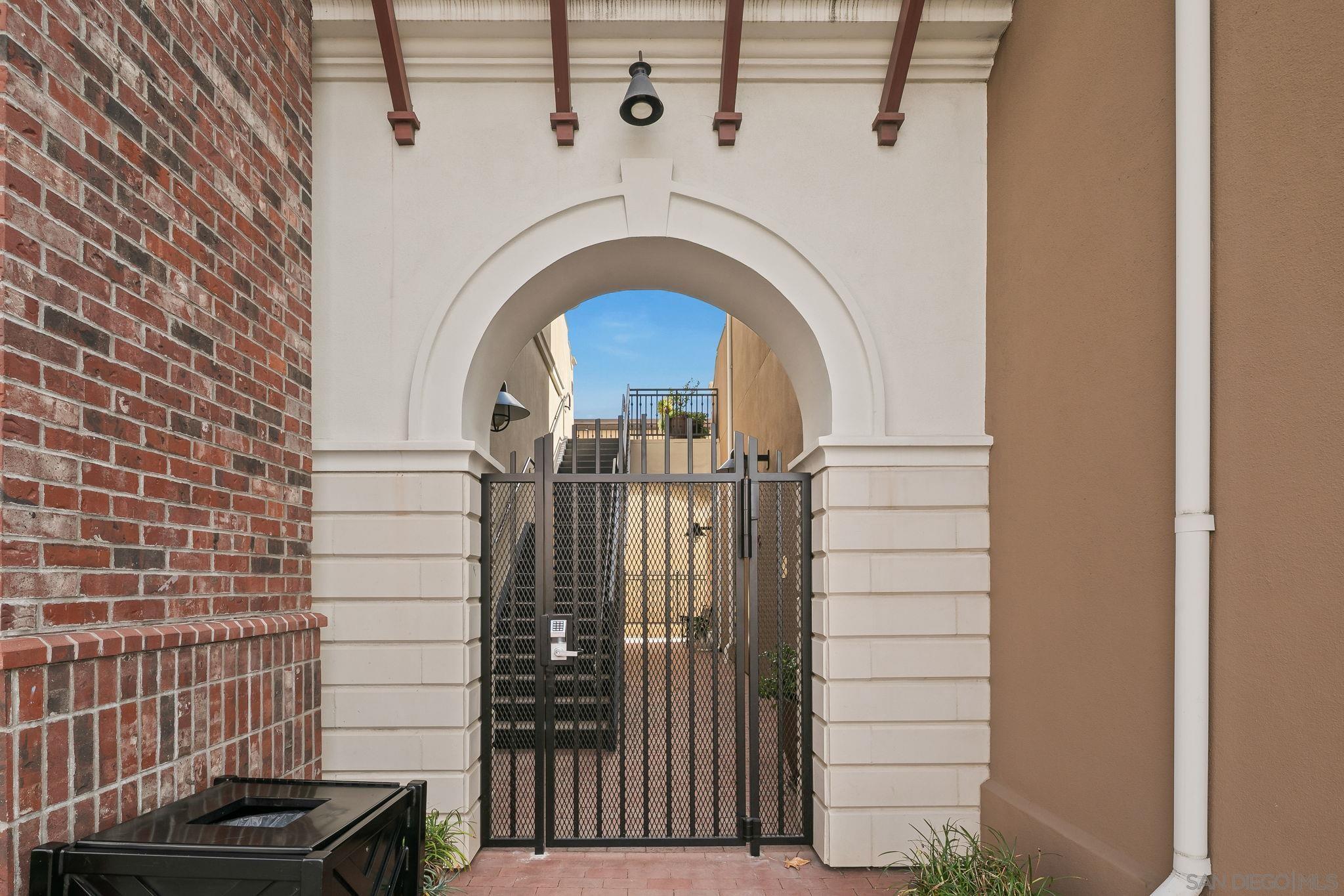 Detail Gallery Image 30 of 45 For 1523  San Elijo Rd S  #206,  San Marcos,  CA 92078 - 4 Beds | 3 Baths