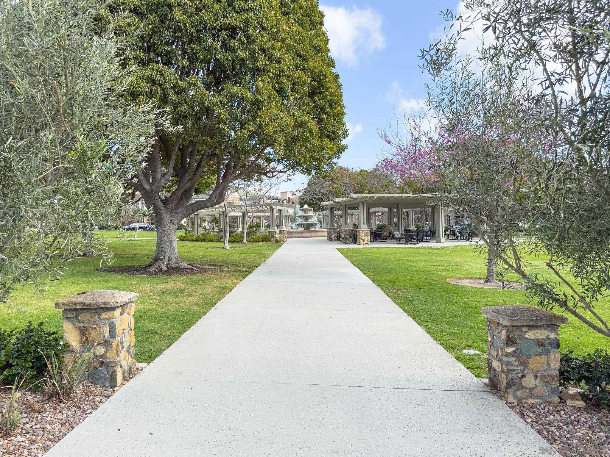 Detail Gallery Image 34 of 45 For 1523  San Elijo Rd S  #206,  San Marcos,  CA 92078 - 4 Beds | 3 Baths