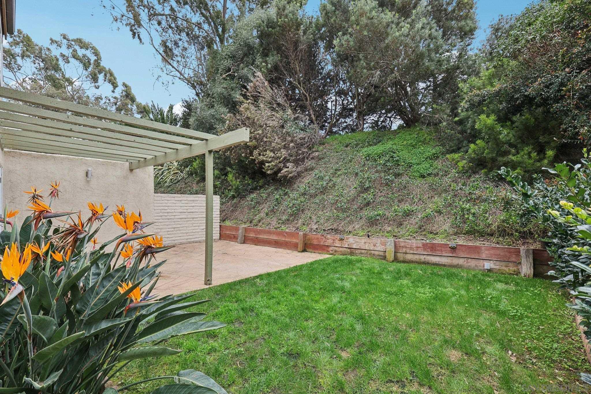 Detail Gallery Image 33 of 54 For 8870  Caminito Primavera, La Jolla,  CA 92037 - 4 Beds | 2/1 Baths