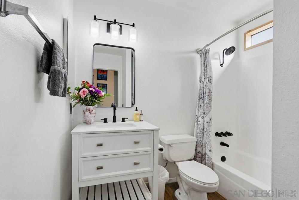 Detail Gallery Image 27 of 29 For 140 E El Norte Parkway  #6,  Escondido,  CA 92026 - 2 Beds | 2/1 Baths