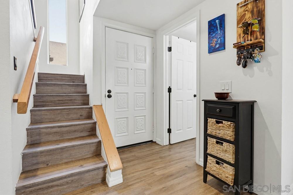 Detail Gallery Image 5 of 29 For 140 E El Norte Parkway  #6,  Escondido,  CA 92026 - 2 Beds | 2/1 Baths