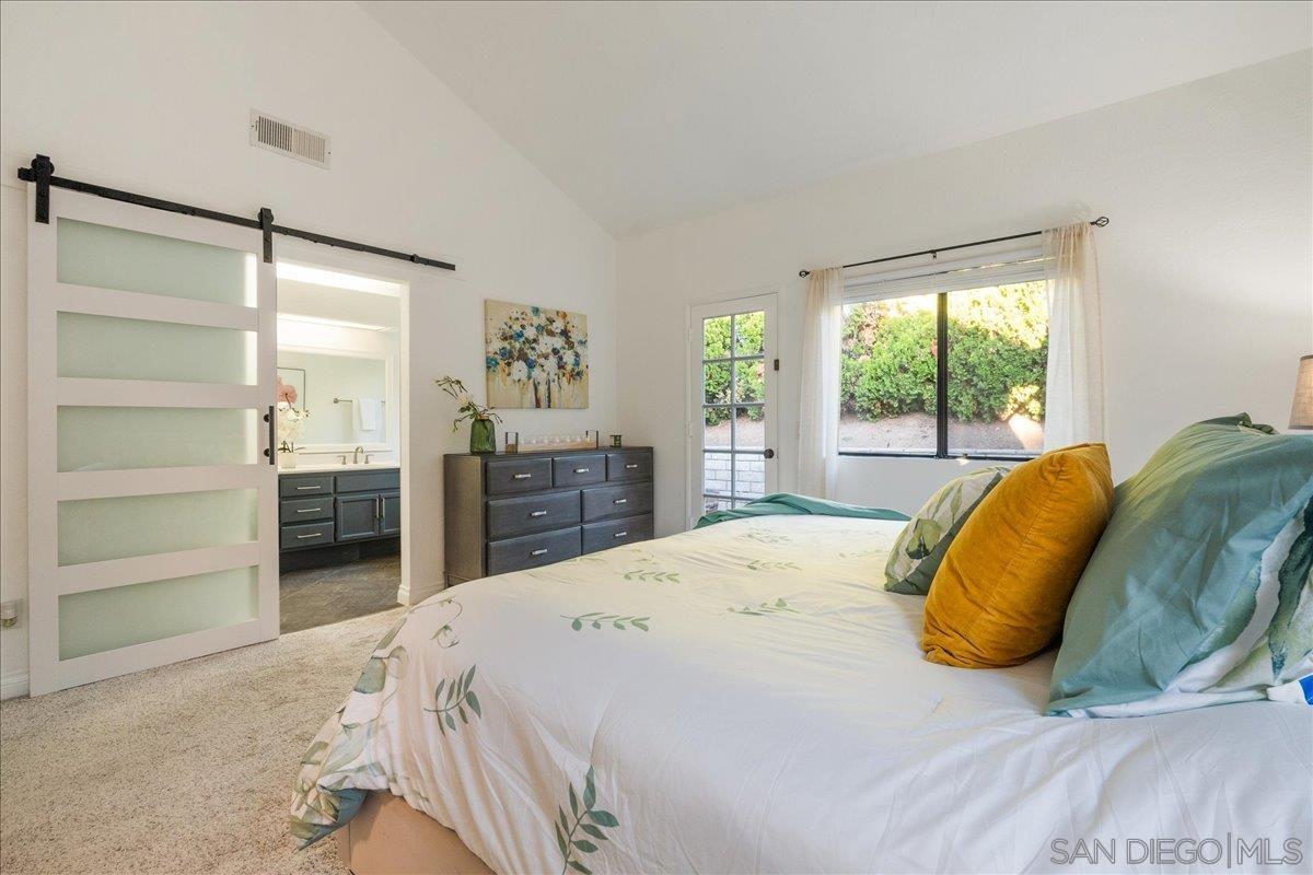 Detail Gallery Image 25 of 37 For 1761  Pinehurst Ave, Escondido,  CA 92026 - 4 Beds | 2 Baths