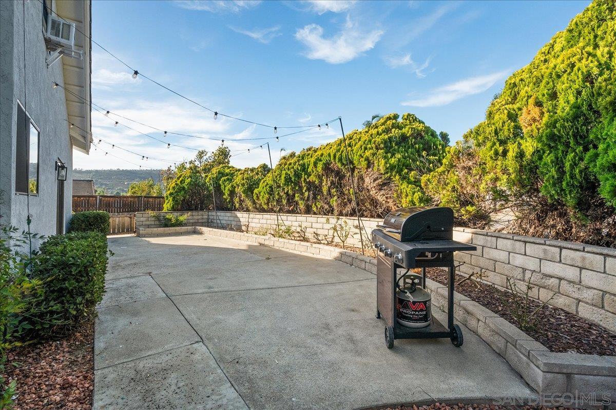 Detail Gallery Image 31 of 37 For 1761  Pinehurst Ave, Escondido,  CA 92026 - 4 Beds | 2 Baths