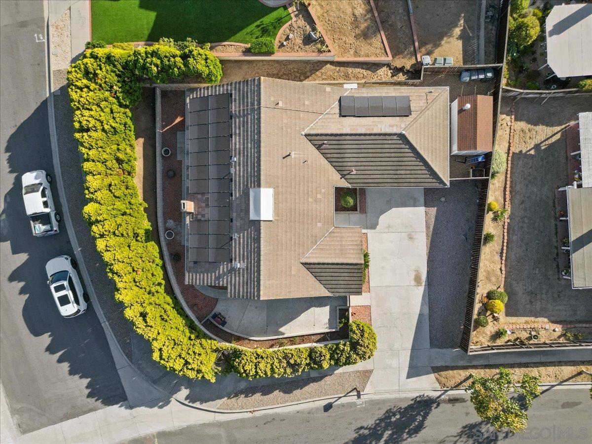 Detail Gallery Image 33 of 37 For 1761  Pinehurst Ave, Escondido,  CA 92026 - 4 Beds | 2 Baths