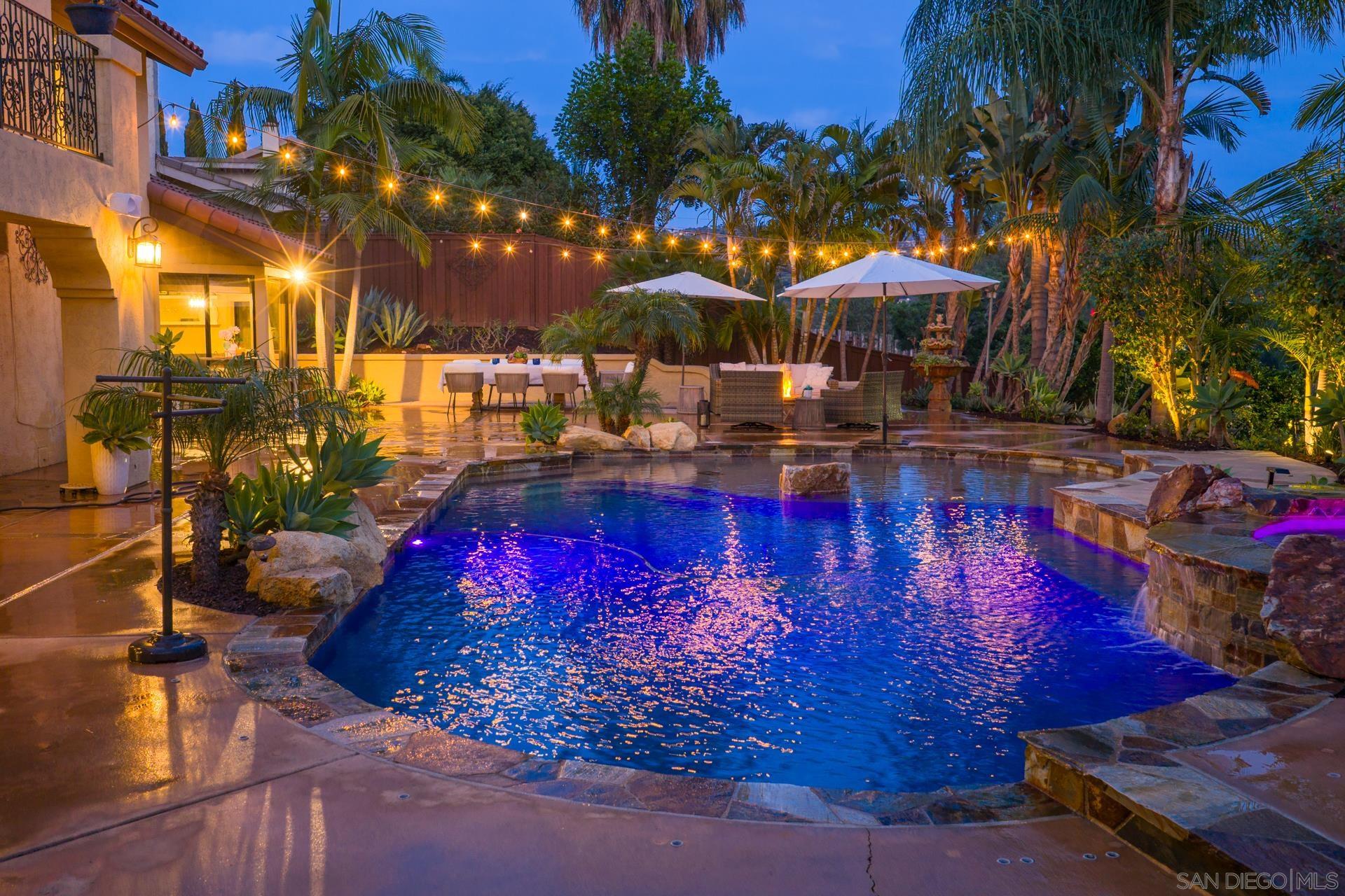 Detail Gallery Image 26 of 34 For 13723  Vista Poniente Drive, Poway,  CA 92064 - 5 Beds | 3 Baths