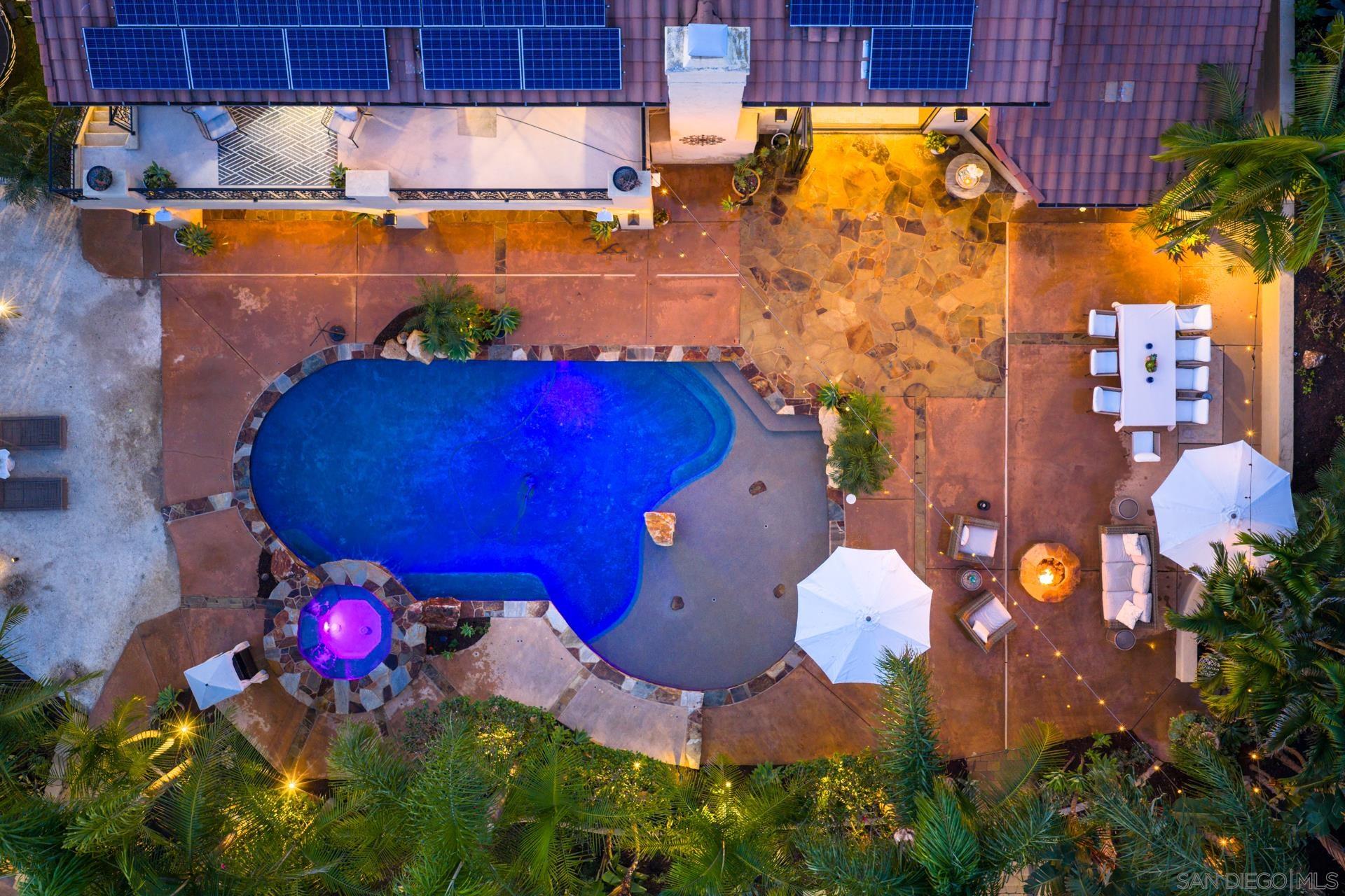 Detail Gallery Image 34 of 34 For 13723  Vista Poniente Drive, Poway,  CA 92064 - 5 Beds | 3 Baths