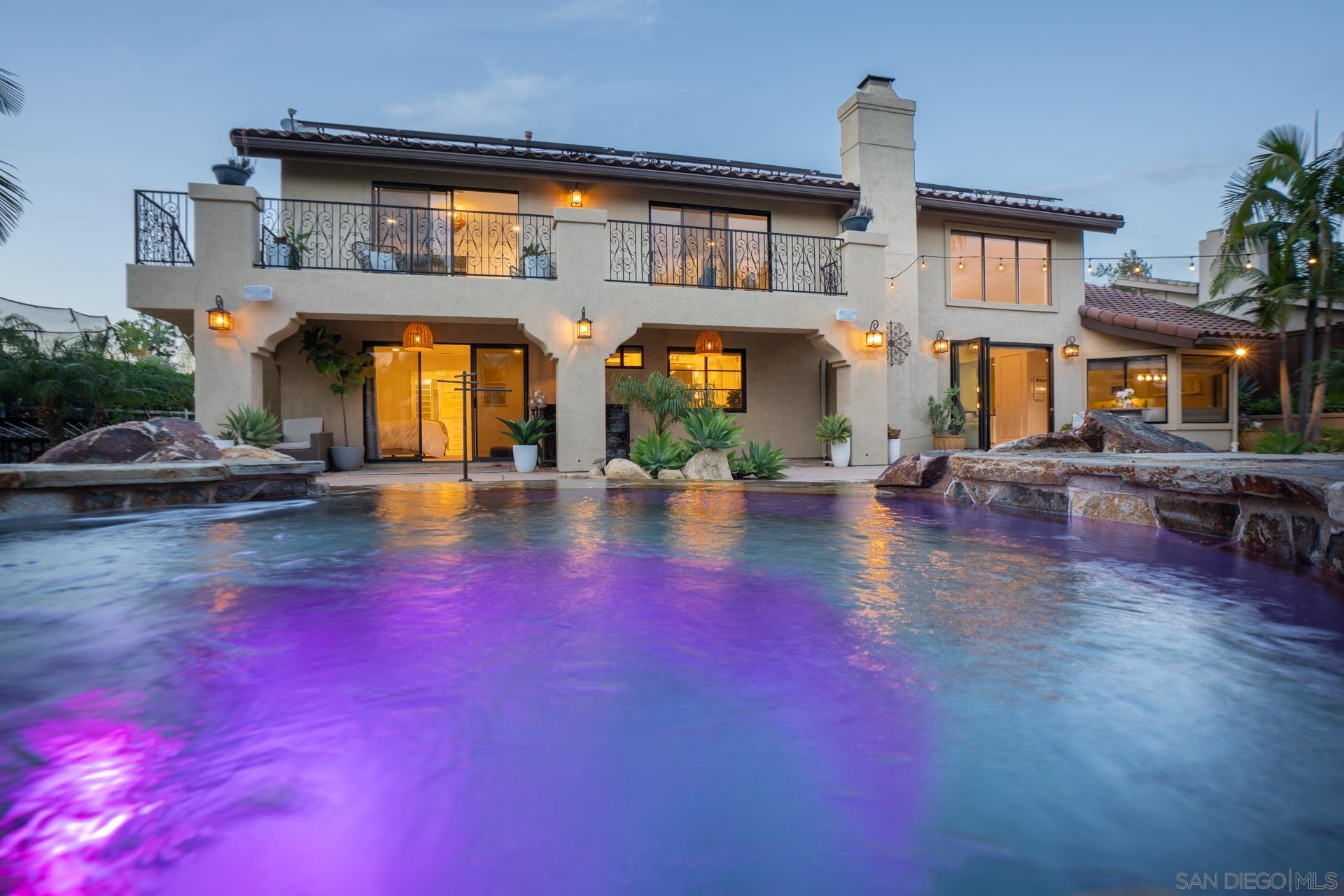 Detail Gallery Image 5 of 34 For 13723  Vista Poniente Drive, Poway,  CA 92064 - 5 Beds | 3 Baths