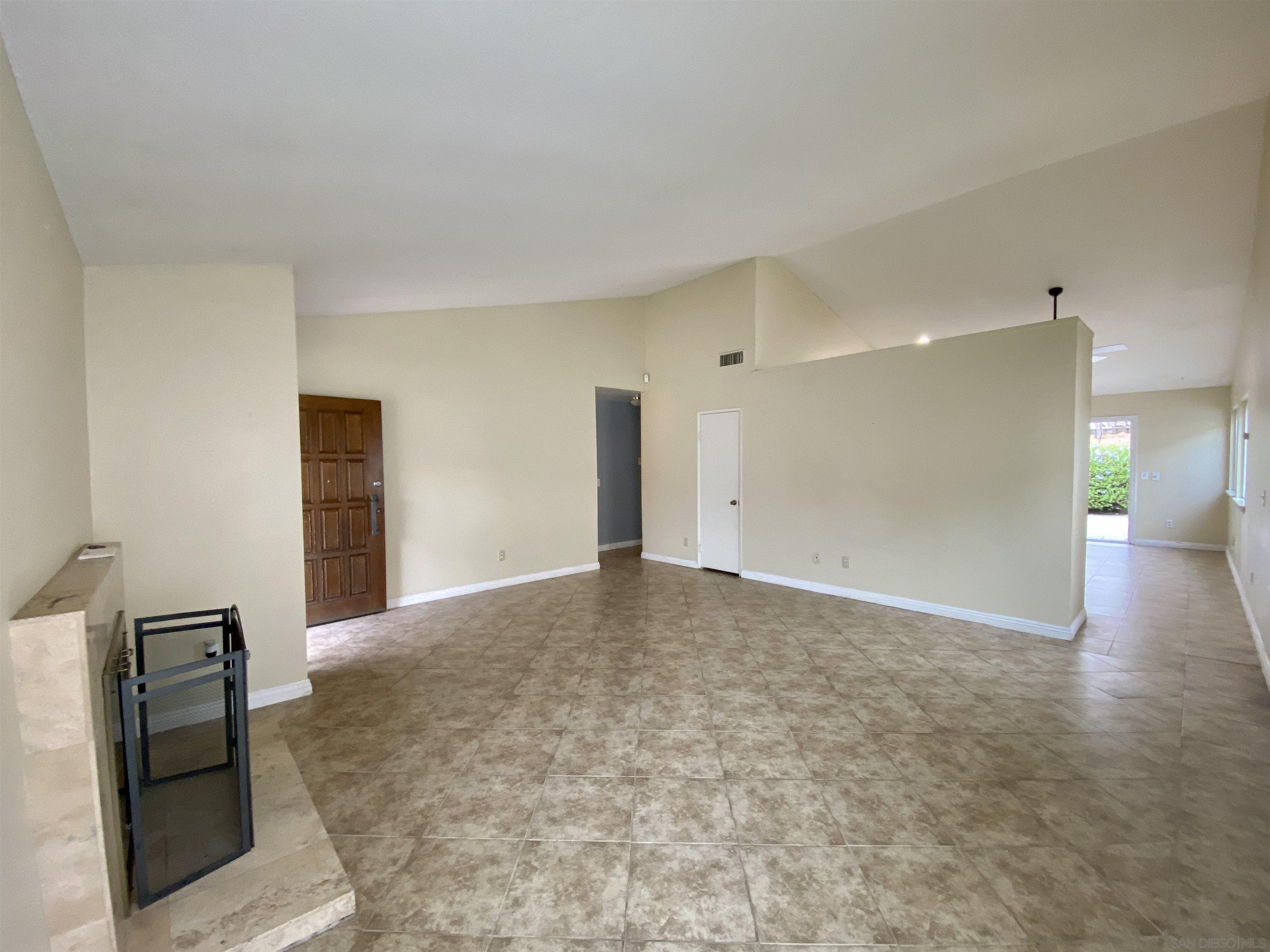 Detail Gallery Image 17 of 23 For 17908  Valladares Dr, San Diego,  CA 92127 - 3 Beds | 2 Baths