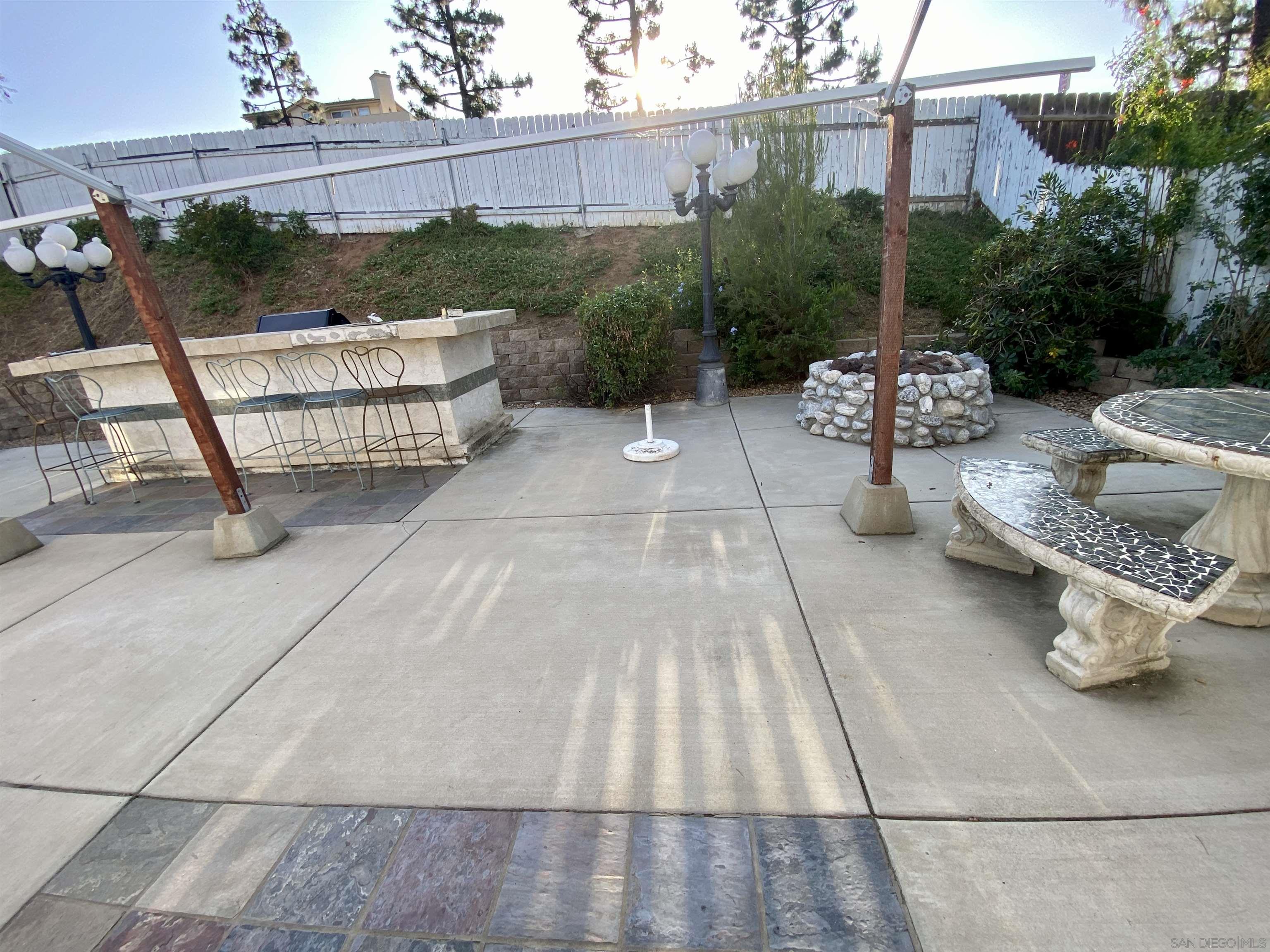 Detail Gallery Image 22 of 23 For 17908  Valladares Dr, San Diego,  CA 92127 - 3 Beds | 2 Baths