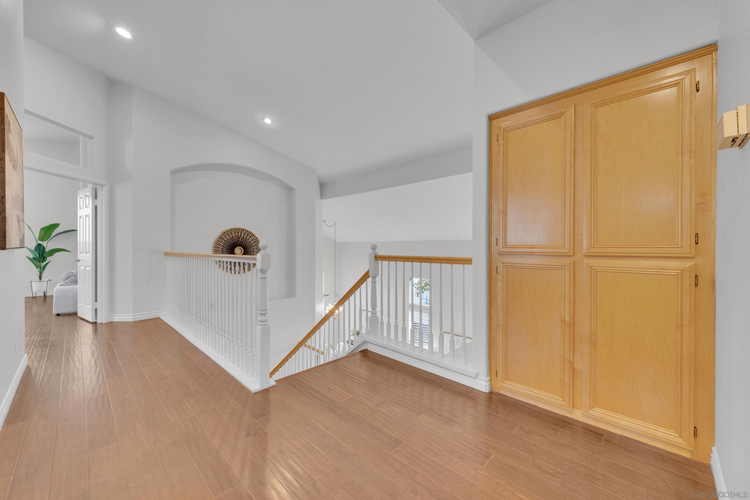 Detail Gallery Image 27 of 70 For 11674  Scripps Creek Dr, San Diego,  CA 92131 - 5 Beds | 3 Baths