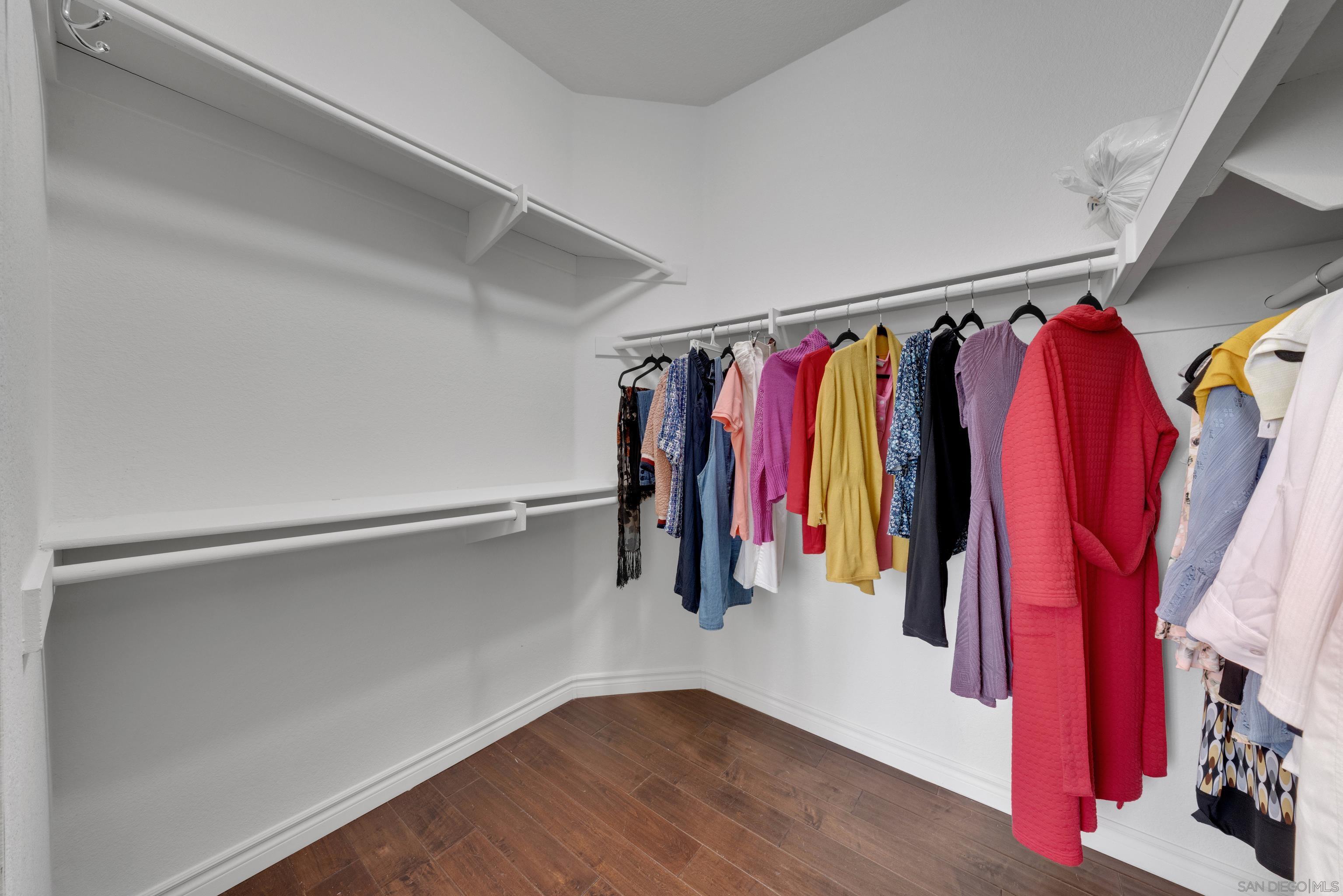 Detail Gallery Image 40 of 70 For 11674  Scripps Creek Dr, San Diego,  CA 92131 - 5 Beds | 3 Baths